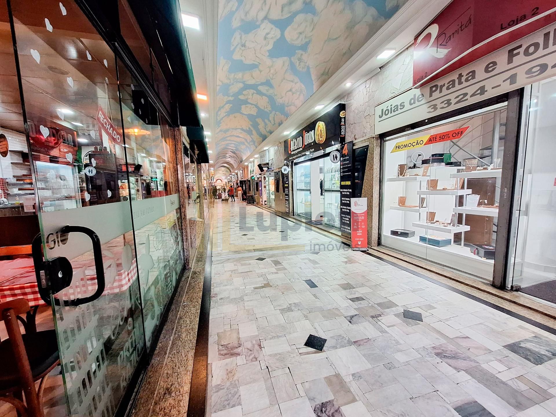 Apartamento com Vista para a Praça Osório | Edifício Asa, Cent...