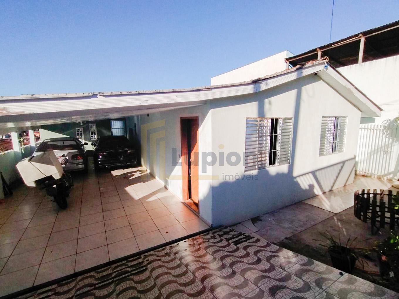 Residência Ampla com Piscina e Vista para a Natureza  Vila Gi...