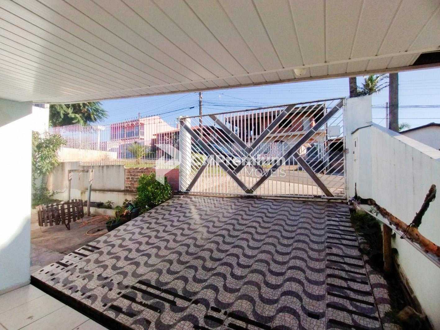 Residência Ampla com Piscina e Vista para a Natureza  Vila Gi...