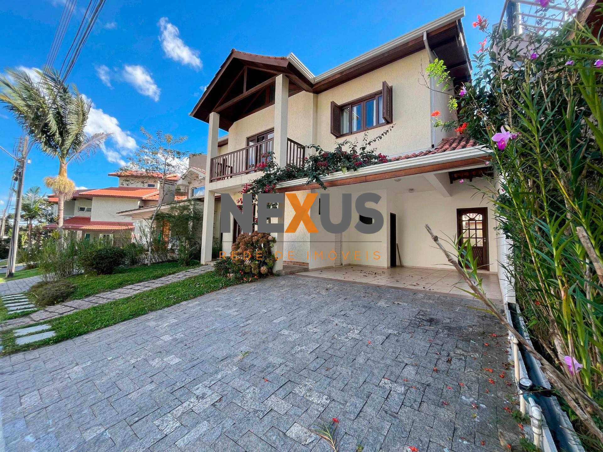 Casa em Condomínio à Venda no Abranches | Curitiba | Suíte Mas...