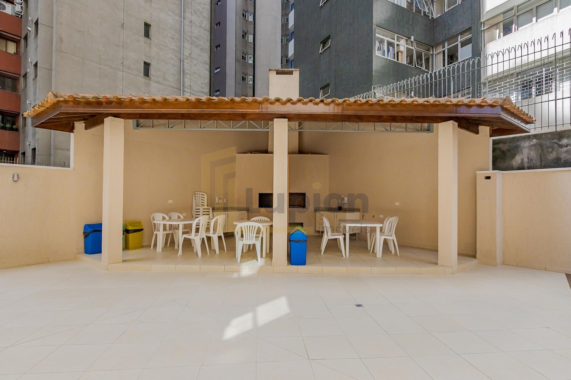 Cobertura à venda no Água Verde Curitiba com 3 quartos piscina...