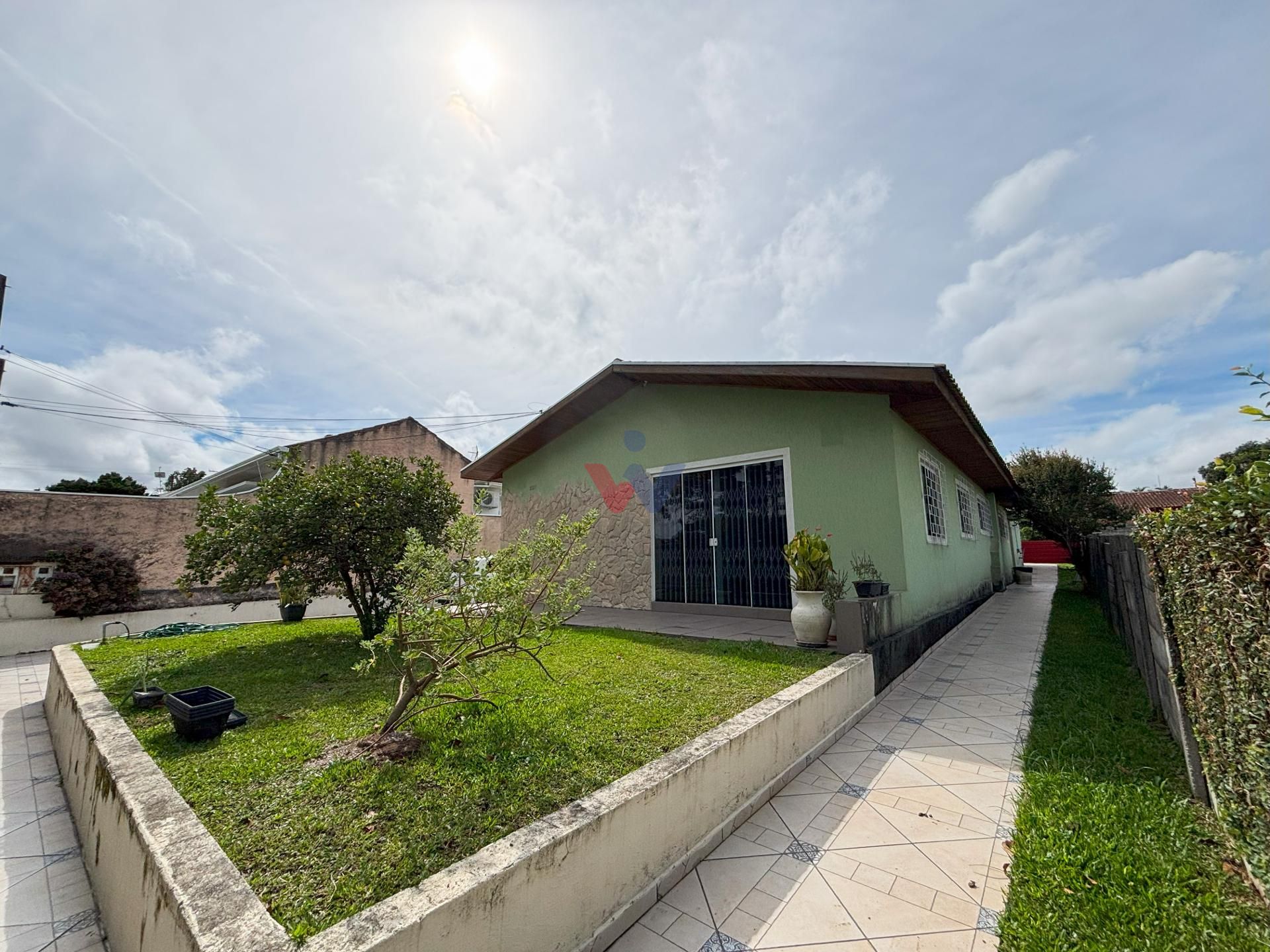 Casa à venda no Centro de Pinhais com 3 quartos, área gourmet ...