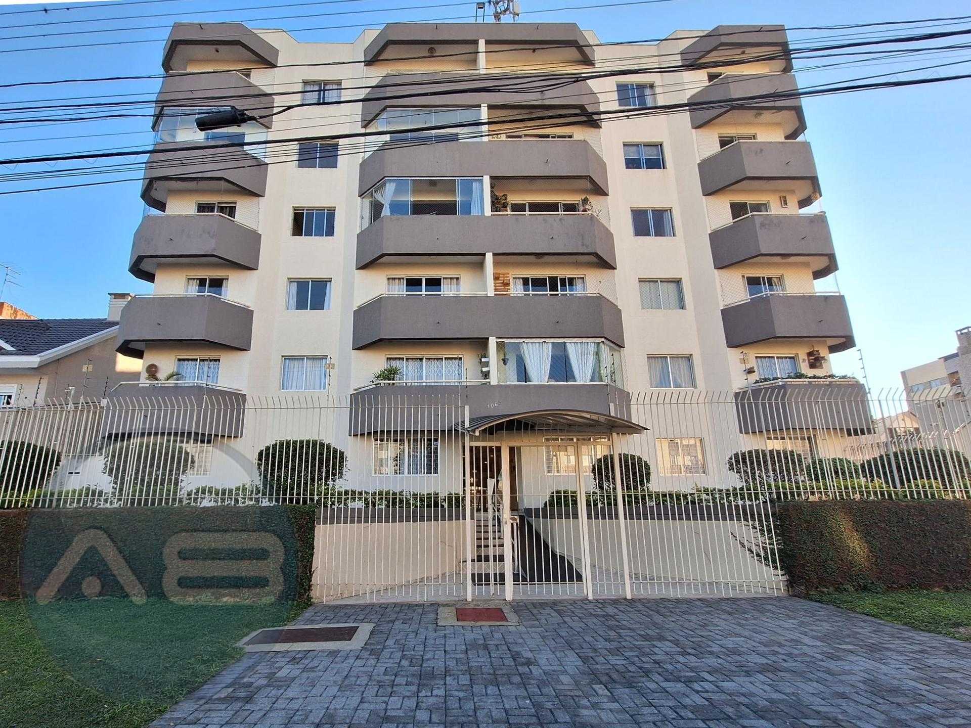 Apartamento ? Venda no Ah? | Alto Padr?o Reformado| Curitiba