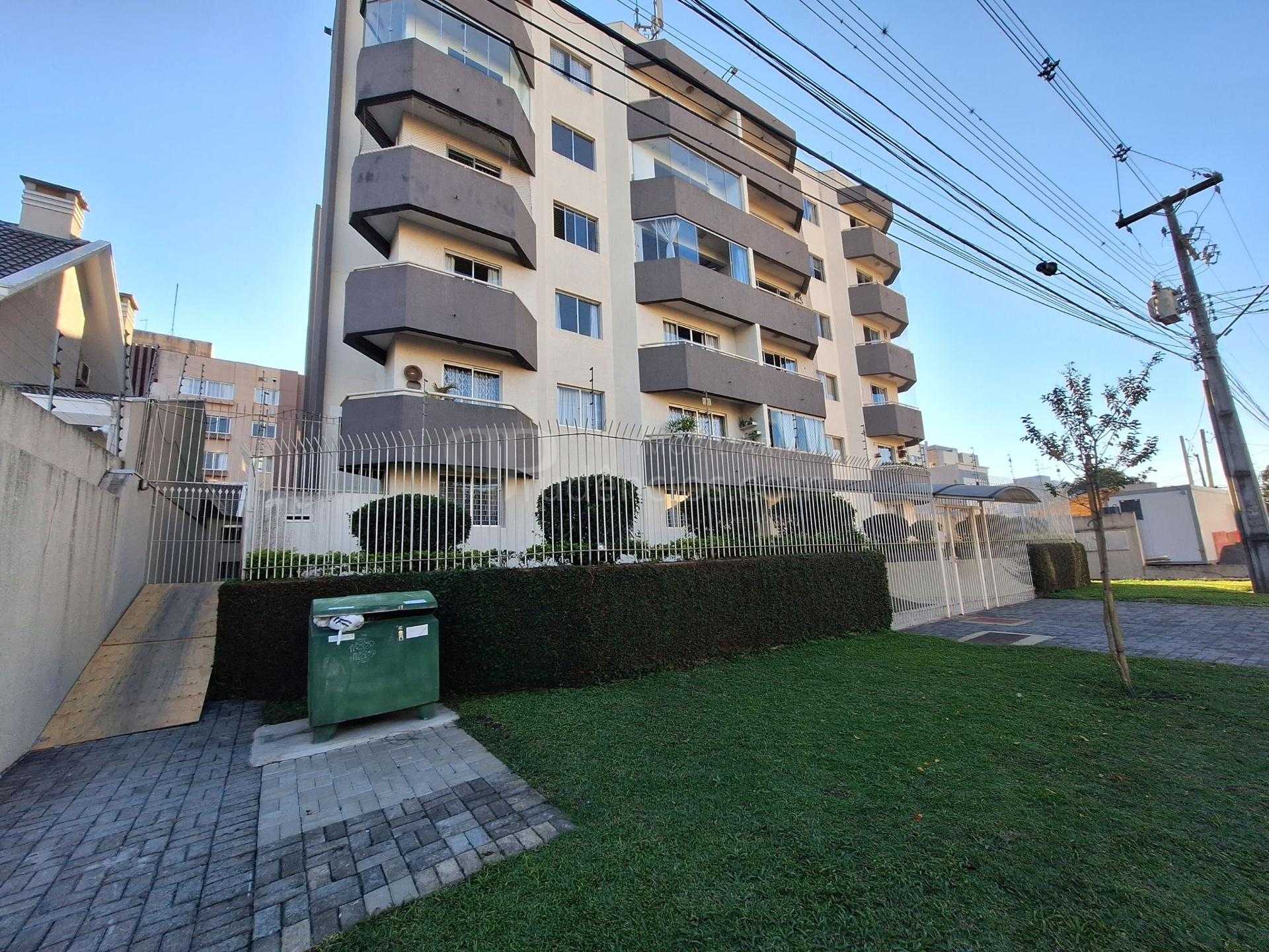 Apartamento à Venda no Ahú | Alto Padrão Reformado| Curitiba