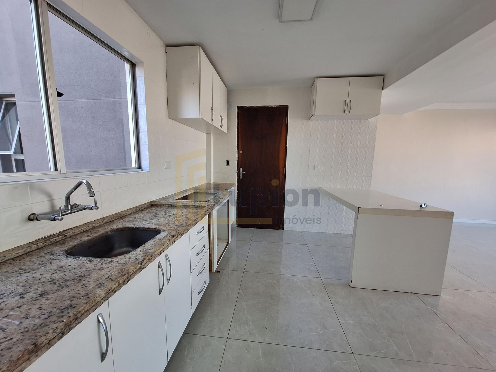 Apartamento à Venda no Ahú | Alto Padrão Reformado| Curitiba