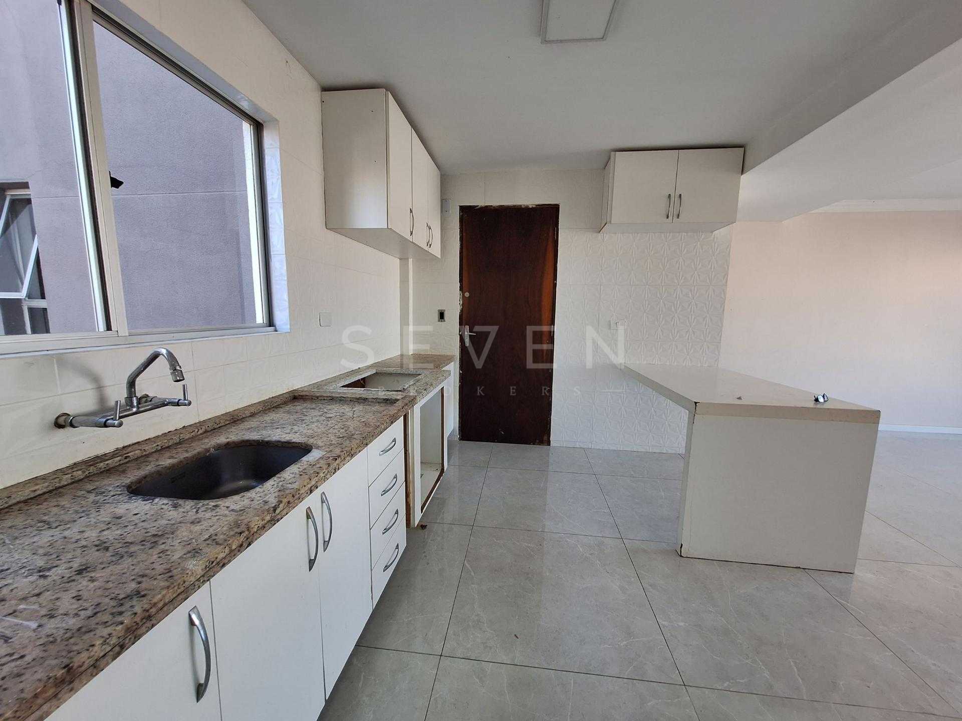 Apartamento à Venda no Ahú | Alto Padrão Reformado| Curitiba
