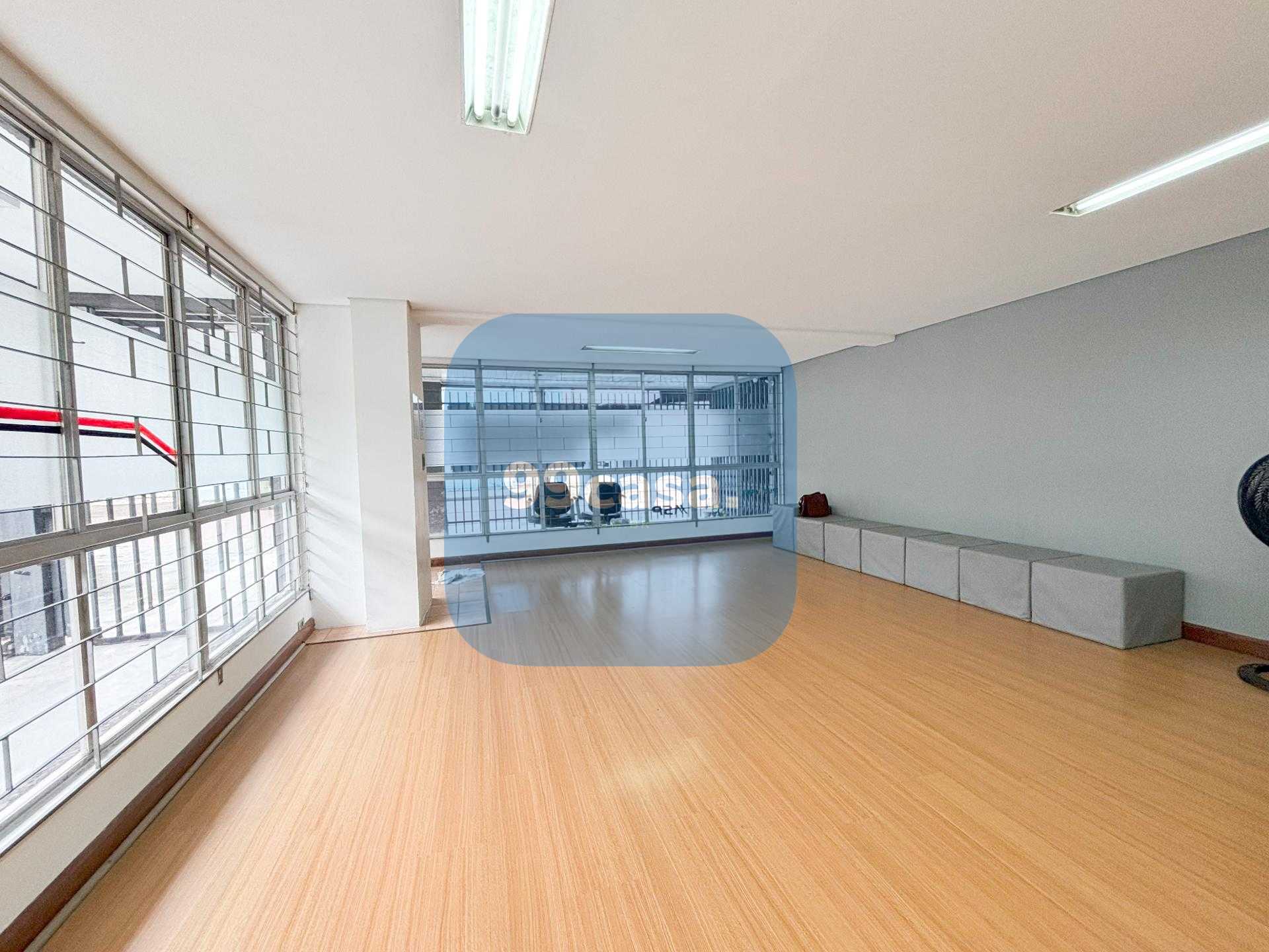 Loja Comercial à Venda na Rua 13 de Maio  Centro de Curitiba, ...