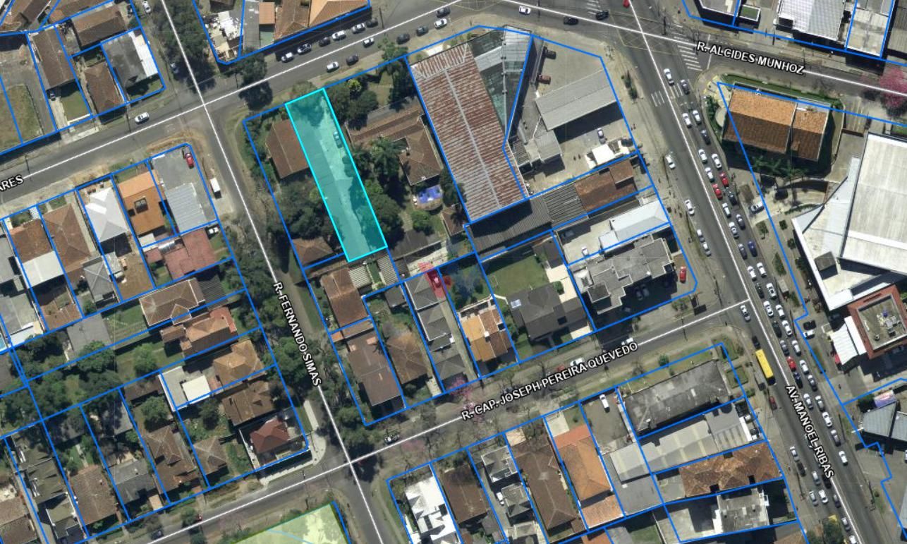 Terreno ZR2.1 com 644m  no Mercês | Ideal para 4 Sobrados