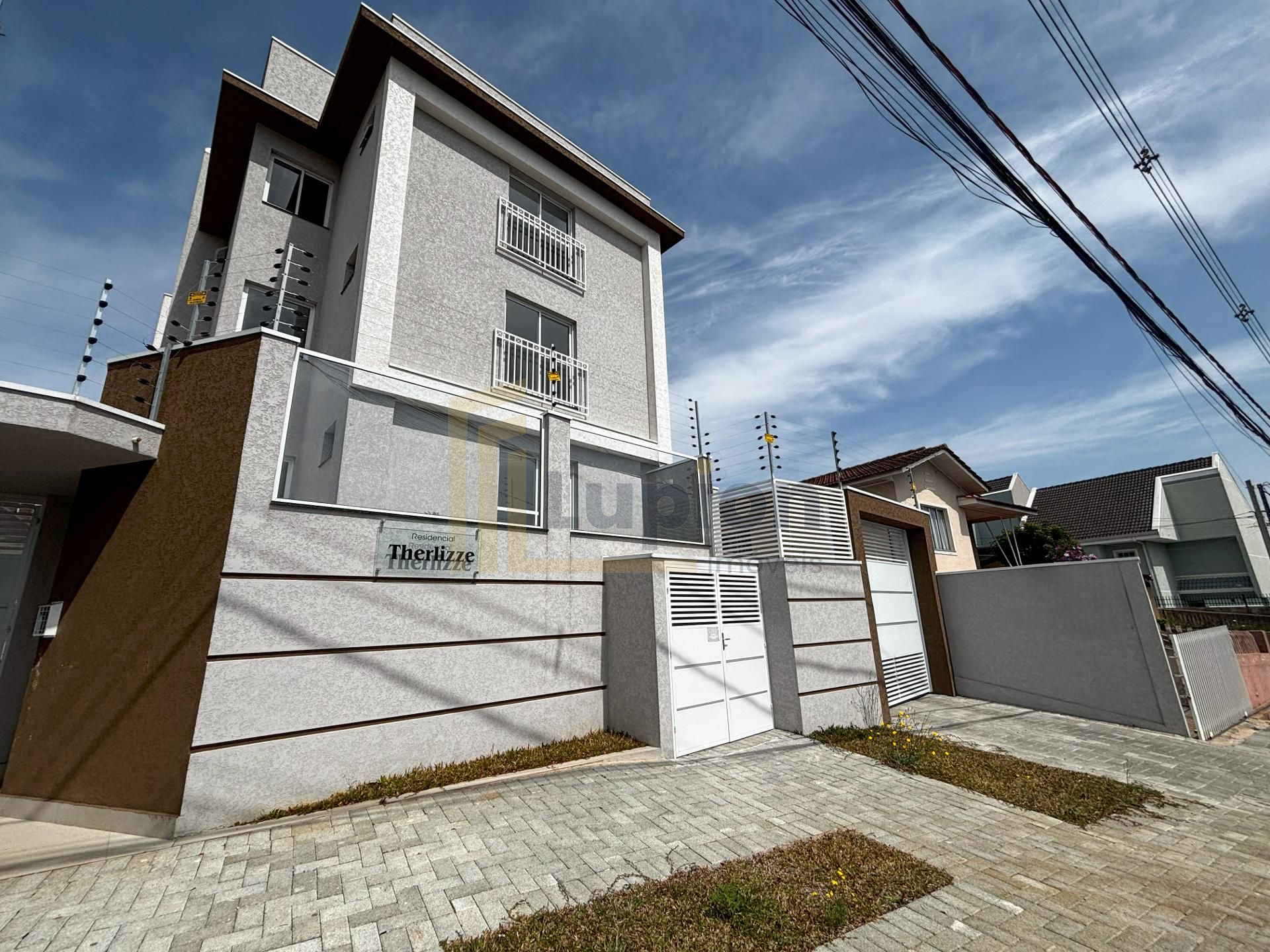 Apartamento no Residencial Therlizze em São José dos Pinhais |...