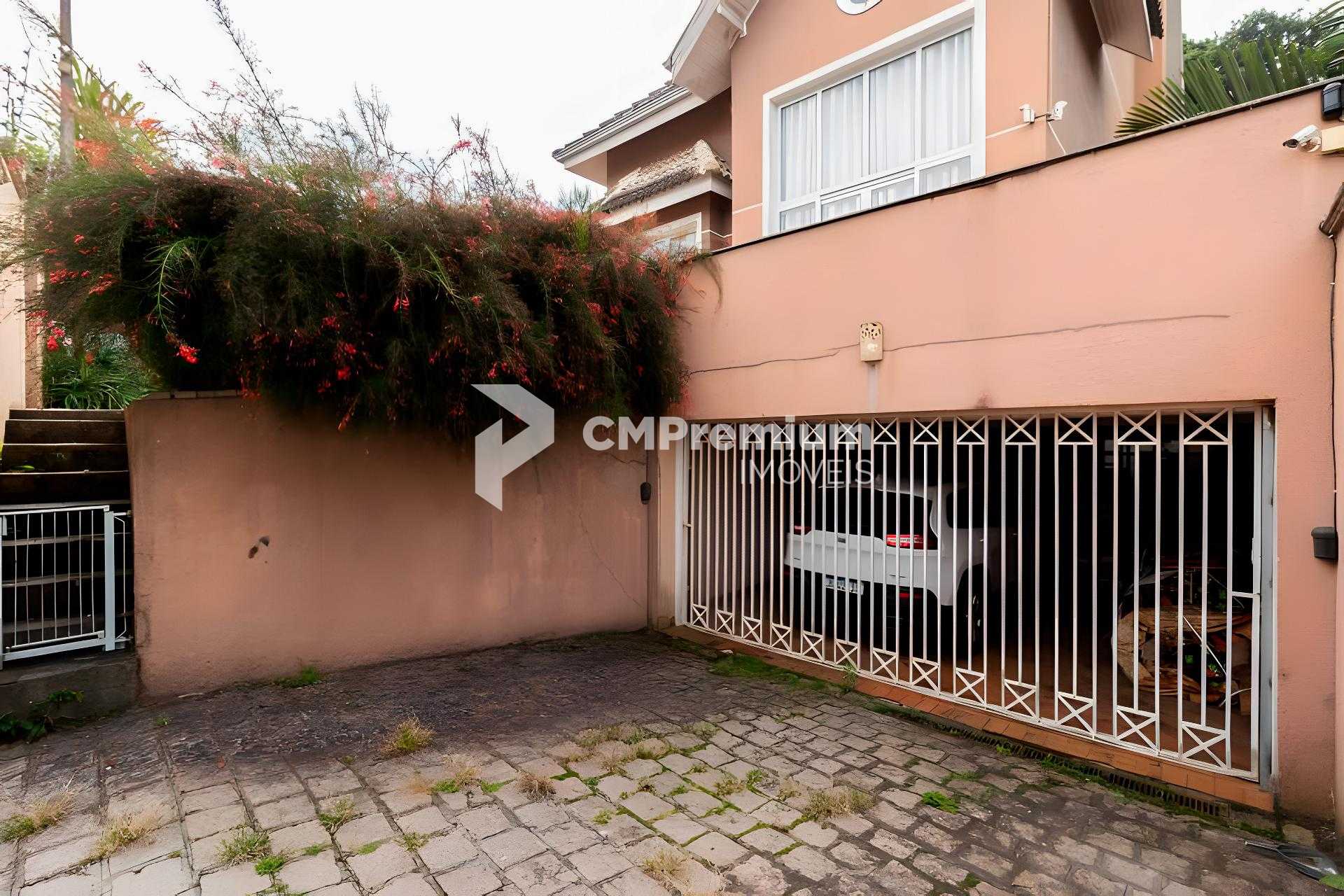 Casa 3 Suítes | Espaço Gourmet e Quintal - Abranches, Curitiba PR