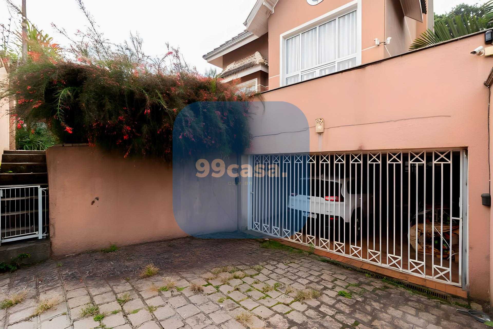 Casa 3 Suítes | Espaço Gourmet e Quintal - Abranches, Curitiba PR