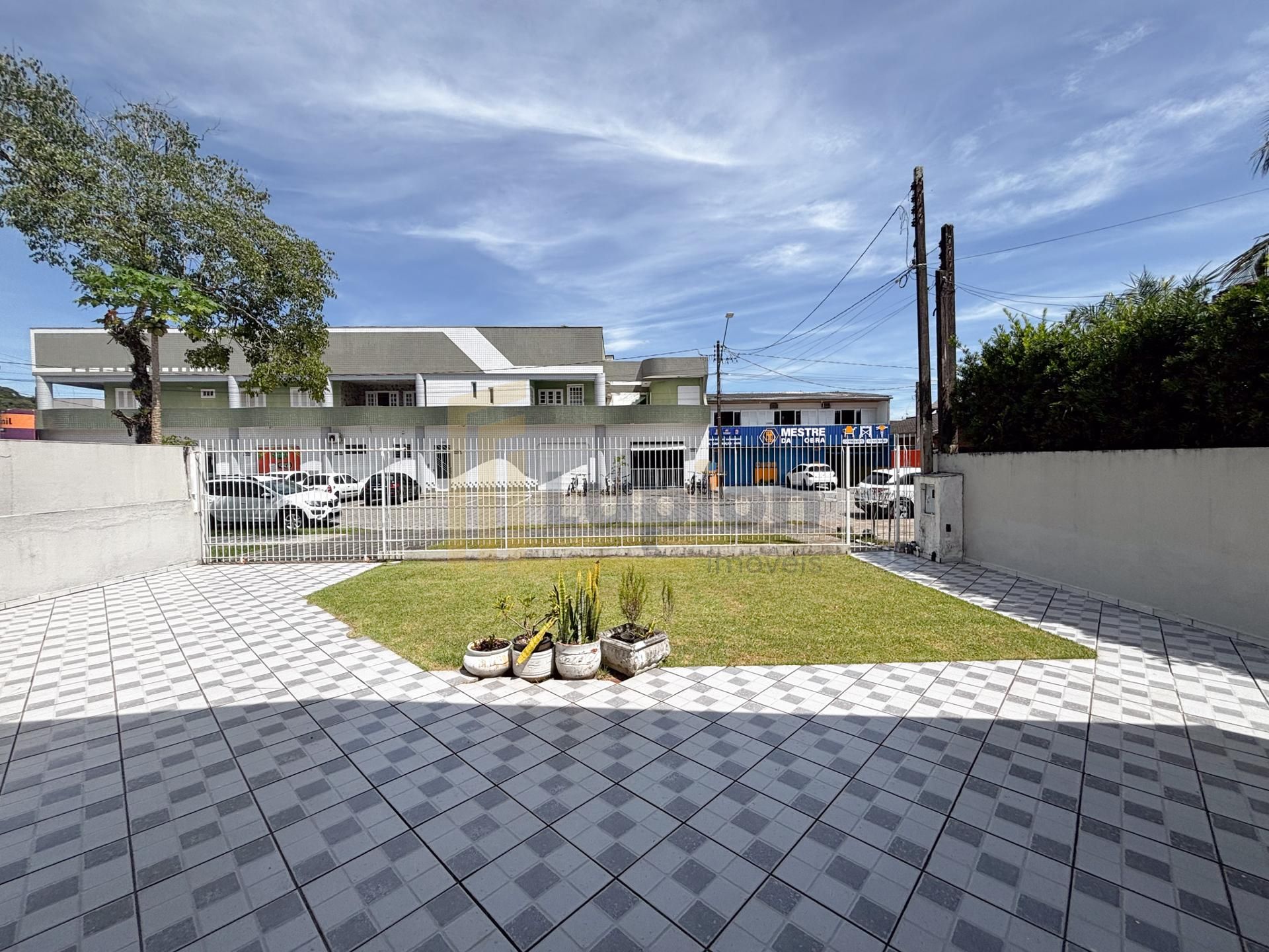 Casa Temporada Guaratuba Centro | 5 Quartos com Piscina | 347m 