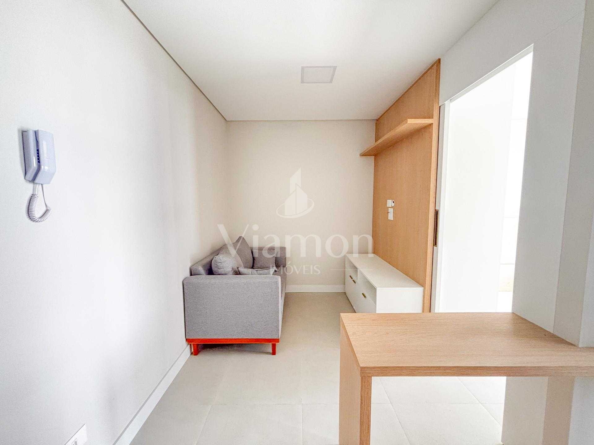 Studio mobiliado já locado no Ed. Dora  investimento com renda...