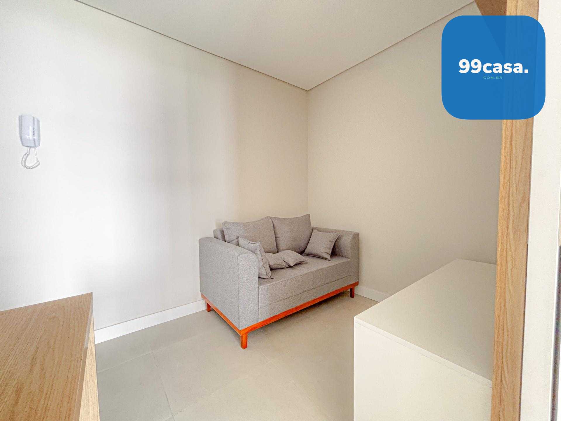 Studio mobiliado já locado no Ed. Dora  investimento com renda...