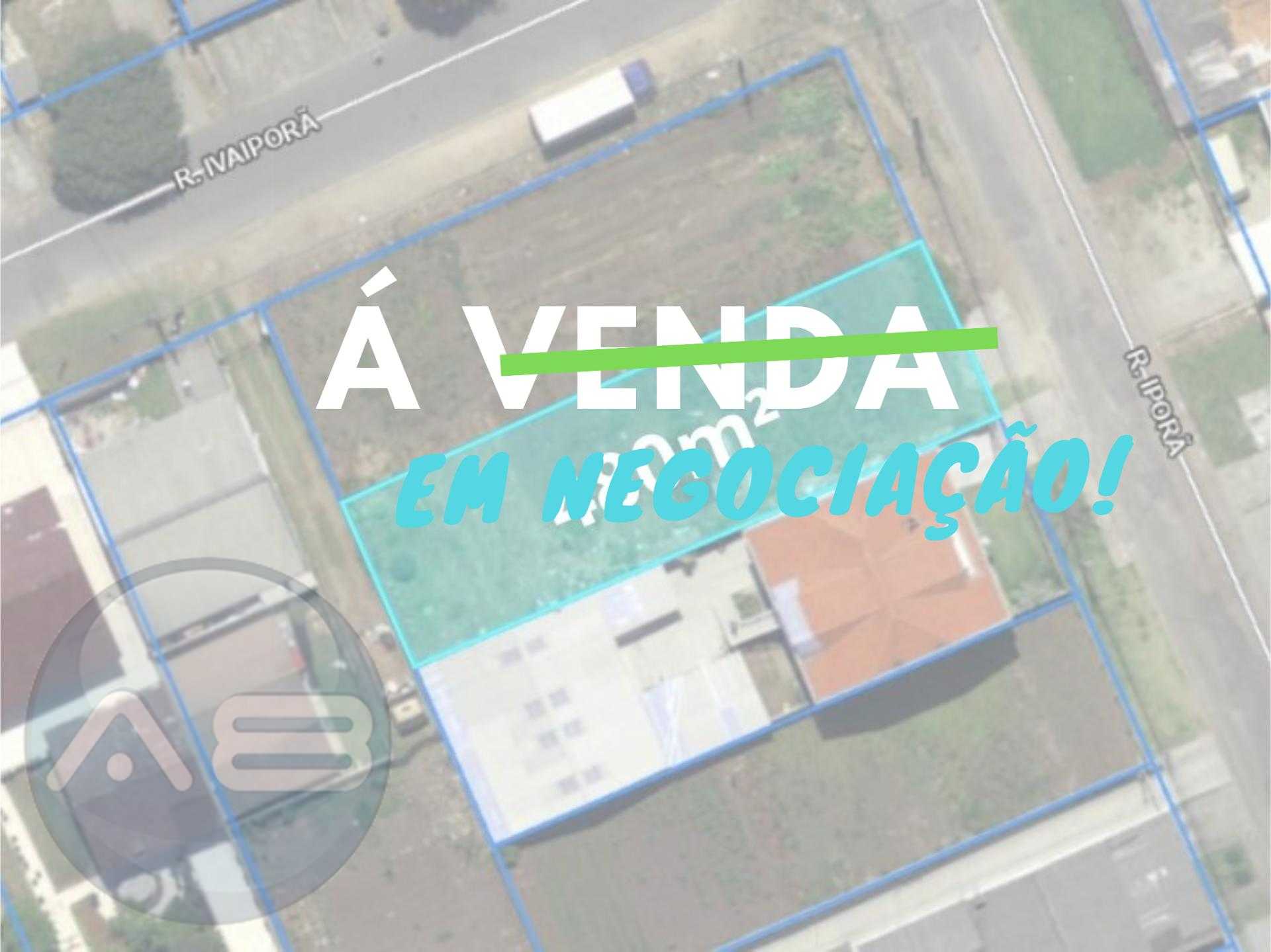 Terreno 480m  na Rua Iporã n  490 em Curitiba  pronto para co...