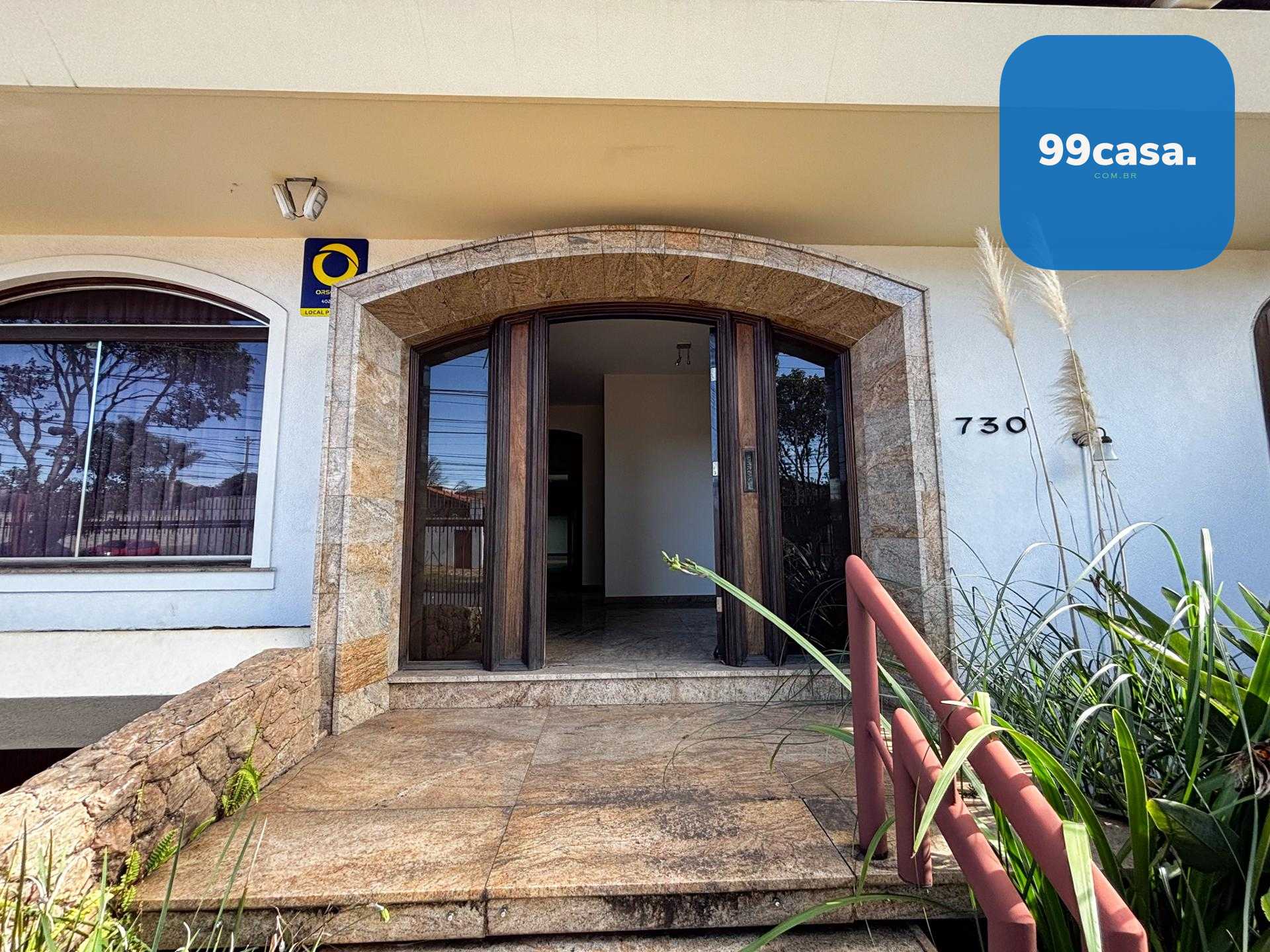 Casa de Luxo 604 m  Uso Misto com Ar, Hidromassagem e Elevador.