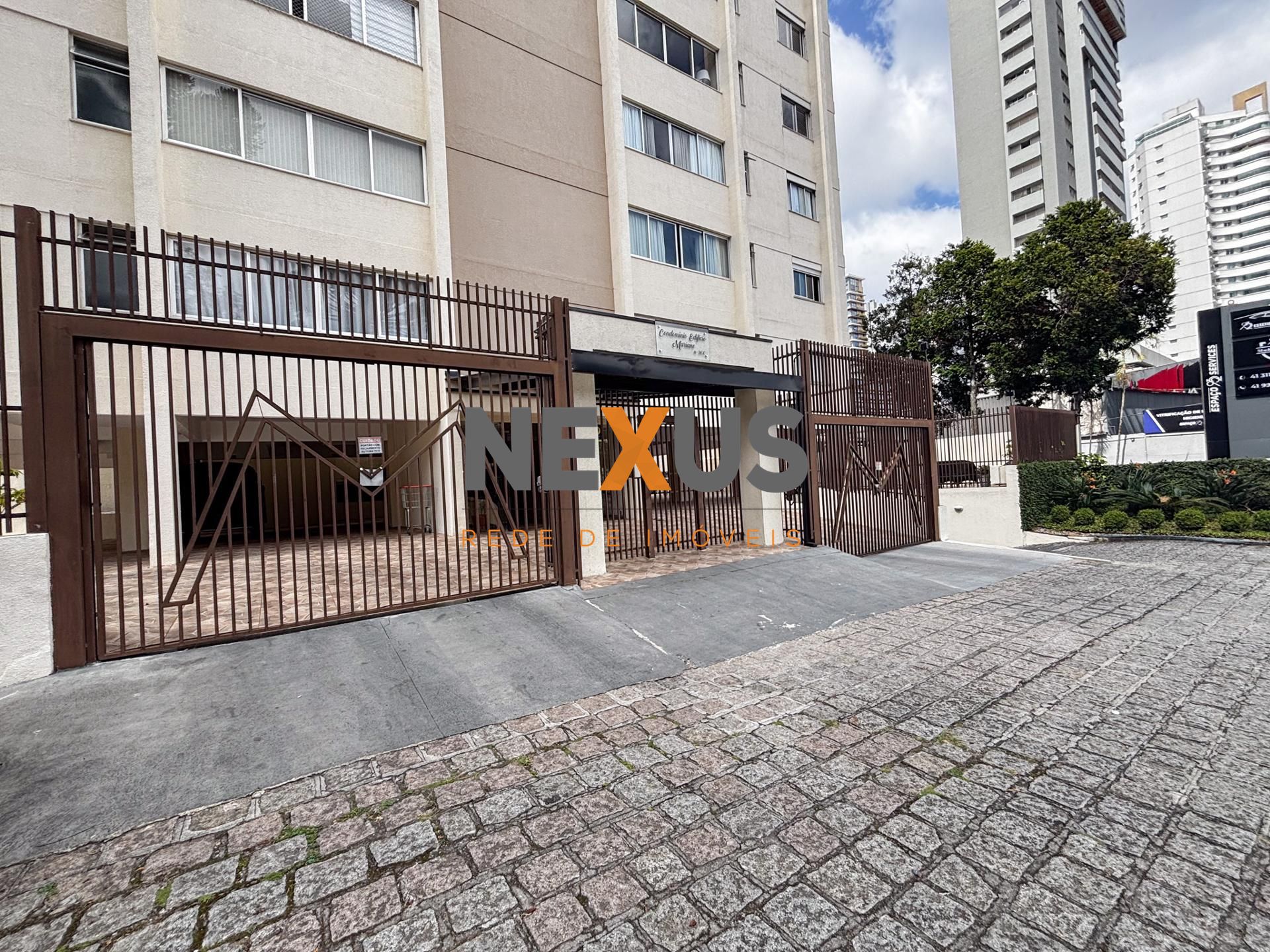 Apartamento semimobiliado no Juvevê, 114m , 3 dorm  1 suíte , ...