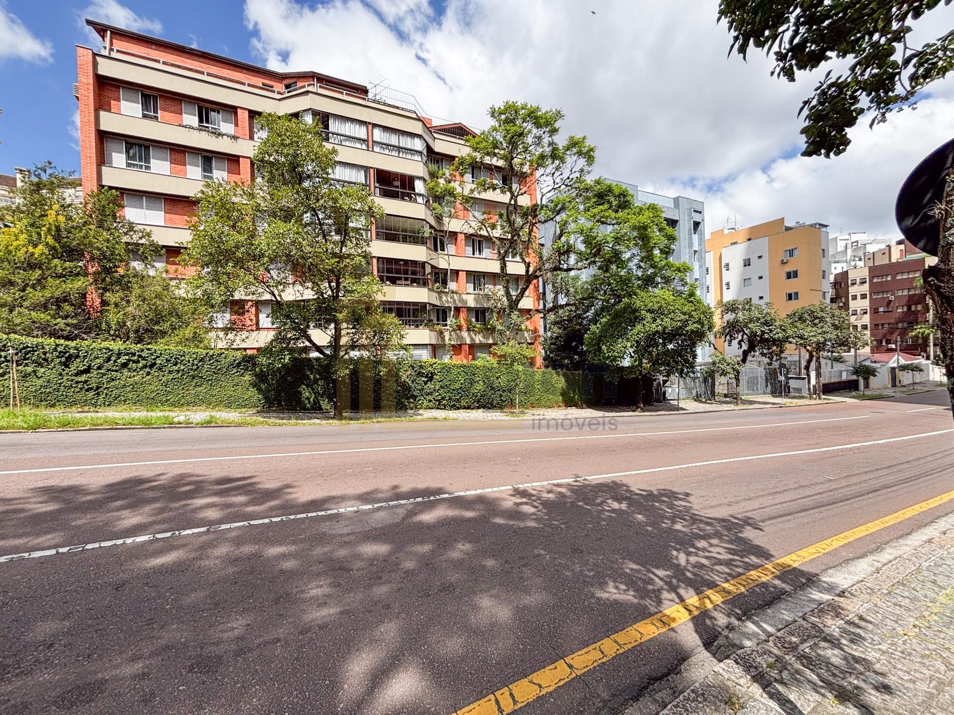 Apartamento mobiliado de alto padrão no Juvevê, 150m , 2 suíte...