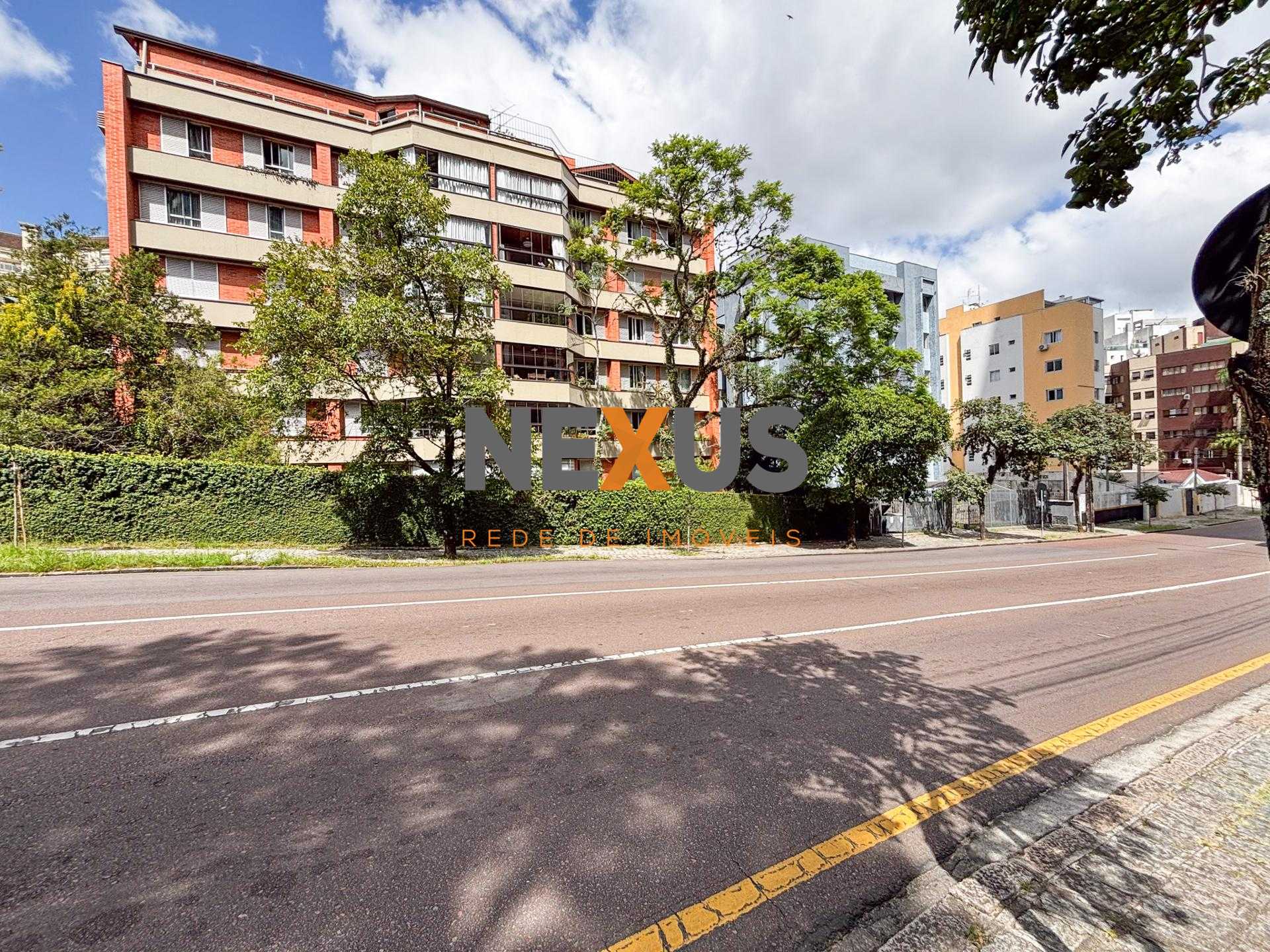 Apartamento mobiliado de alto padrão no Juvevê, 150m , 2 suíte...