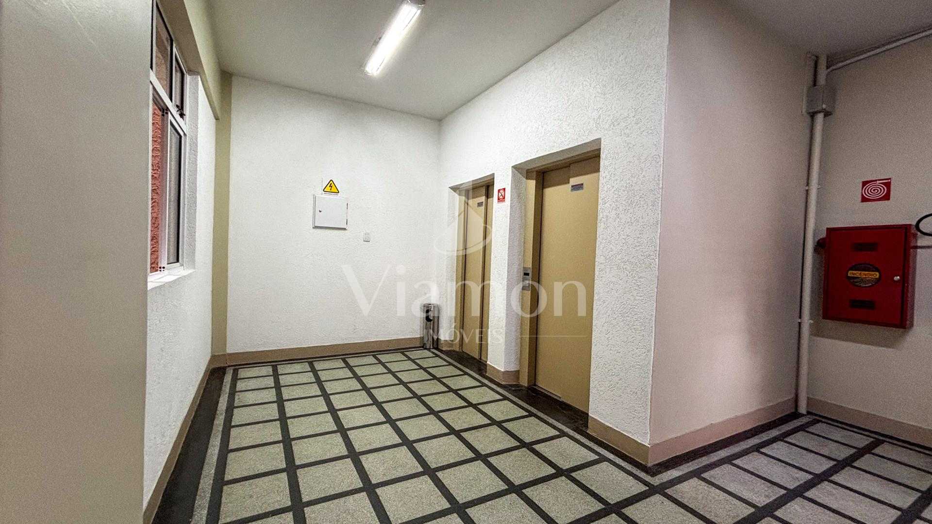Sala Comercial 23m² Centro Curitiba - Edifício José Loureiro