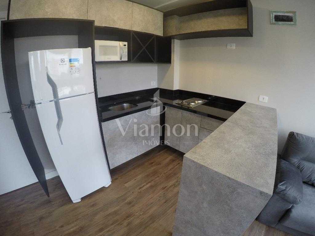 Apartamento com 1 dormitório para alugar, 28 m  por R  2.445,0...