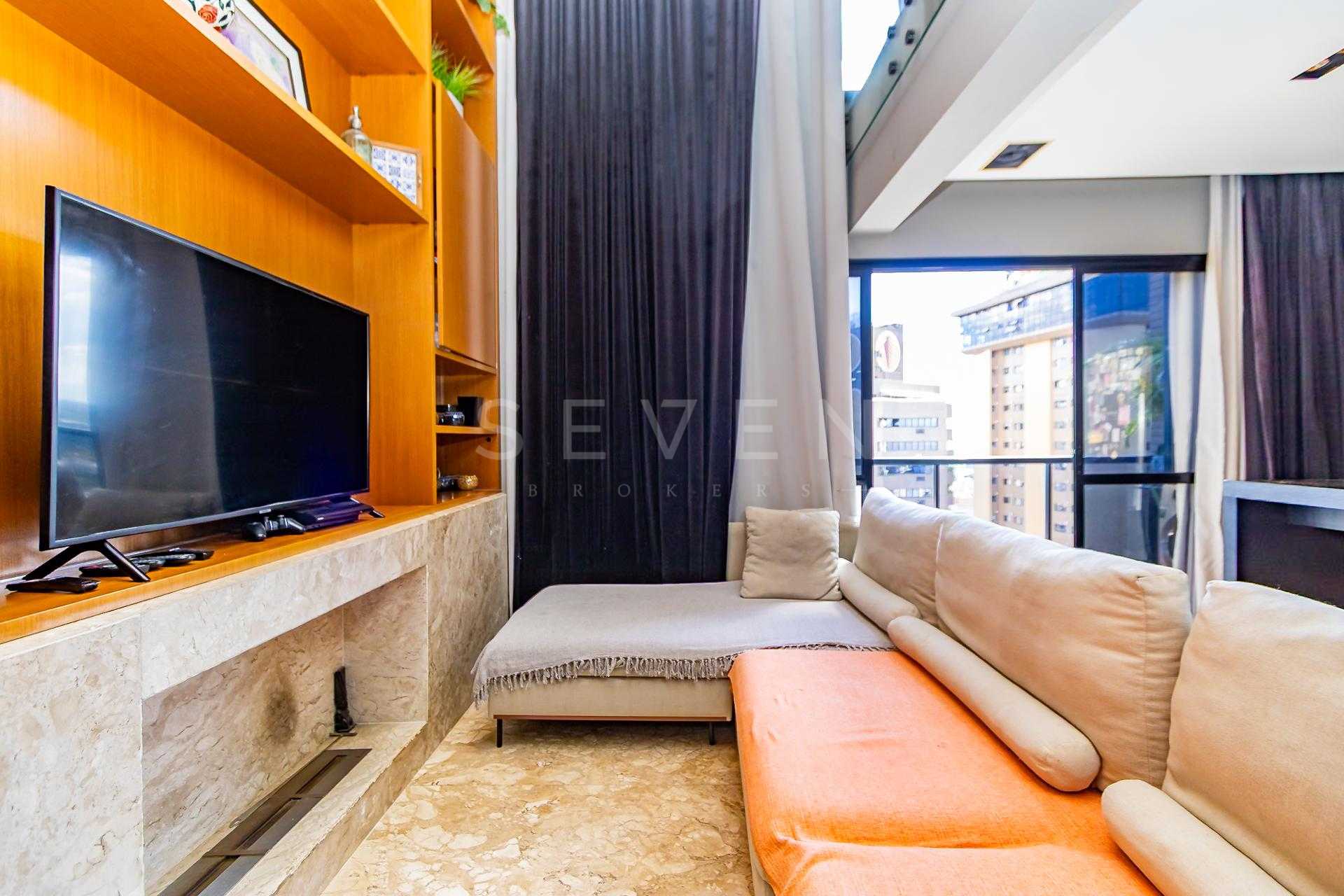 Loft de 74m  com Pé-Direito Duplo e Churrasqueira no Sky, Bigo...