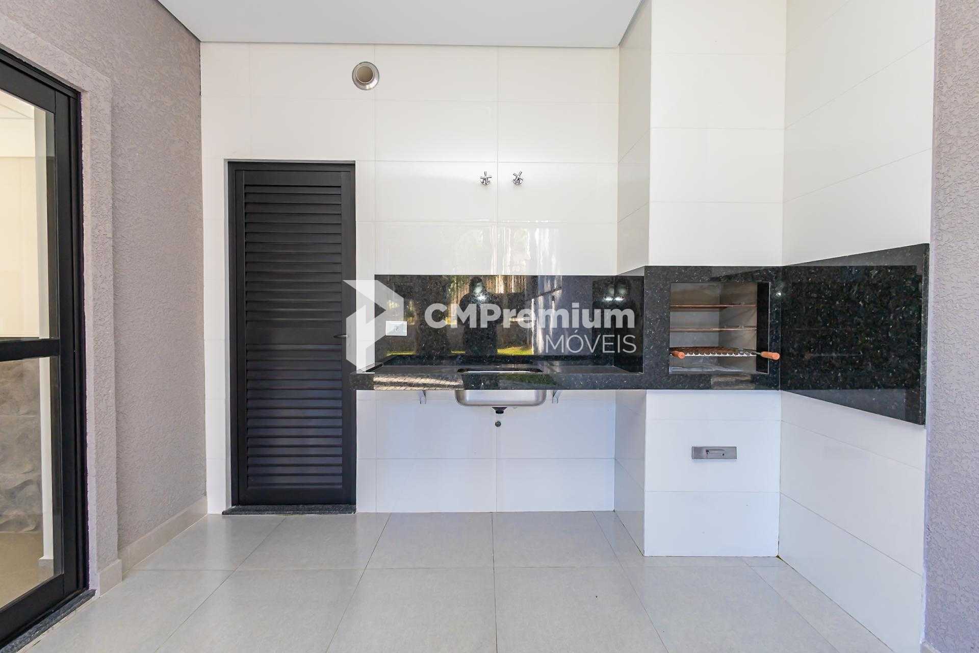 Sobrado novo à venda no Santa Cândida  3 Suítes e 3 Vagas