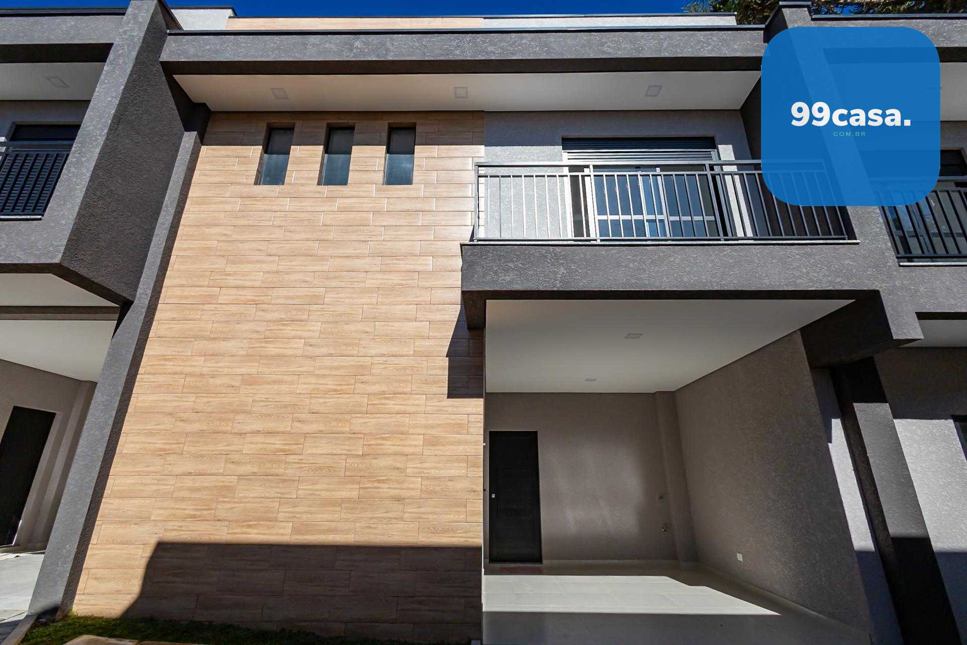 Sobrado novo à venda no Santa Cândida  Com 2 Suítes 1 Vaga