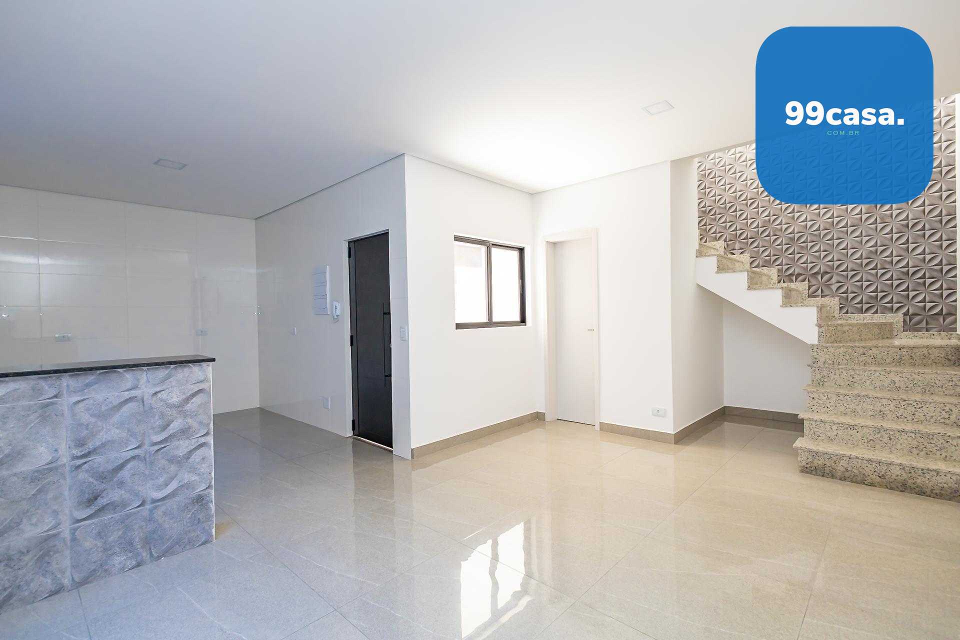 Sobrado novo à venda no Santa Cândida  Com 2 Suítes 1 Vaga