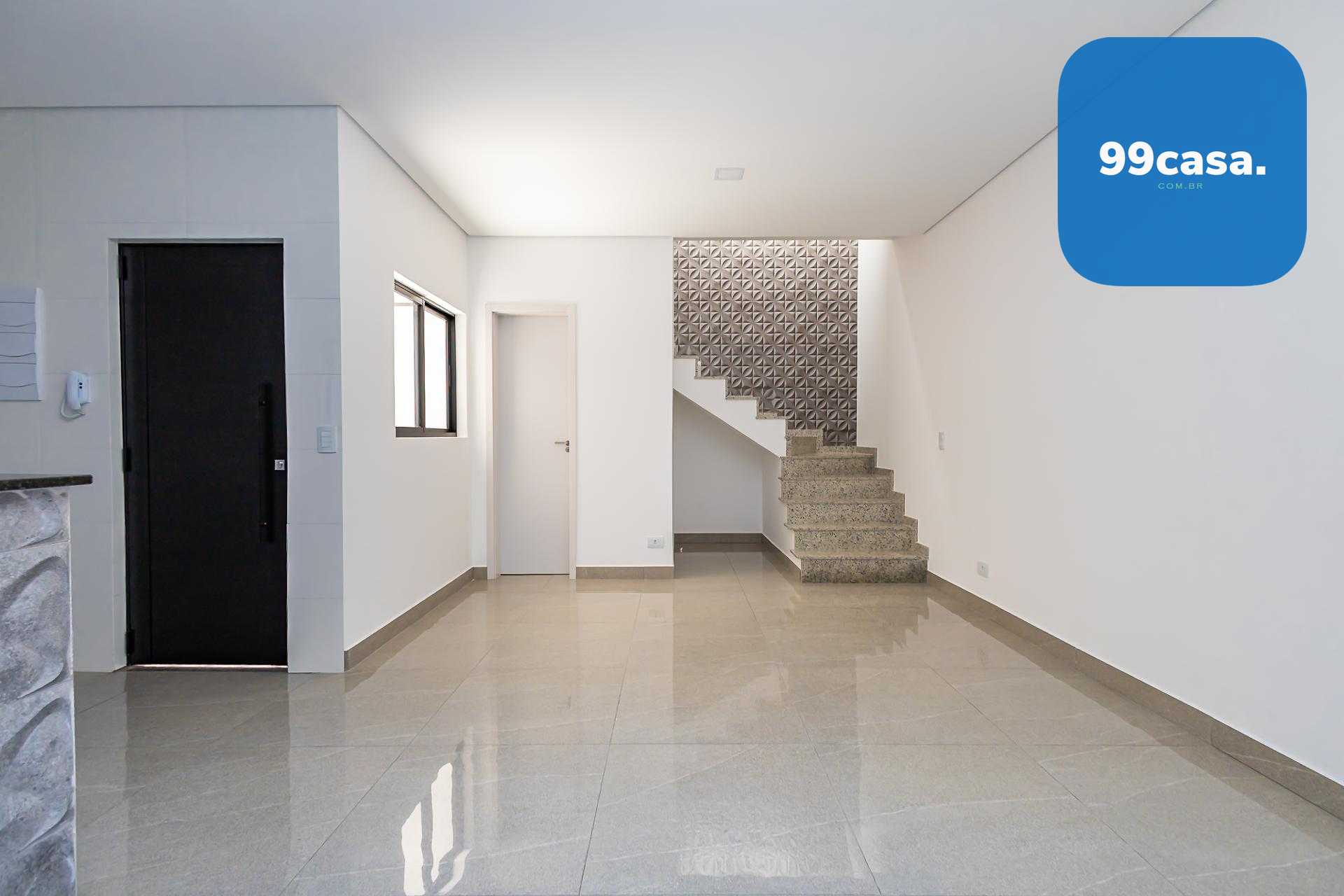 Sobrado novo à venda no Santa Cândida  Com 2 Suítes 1 Vaga