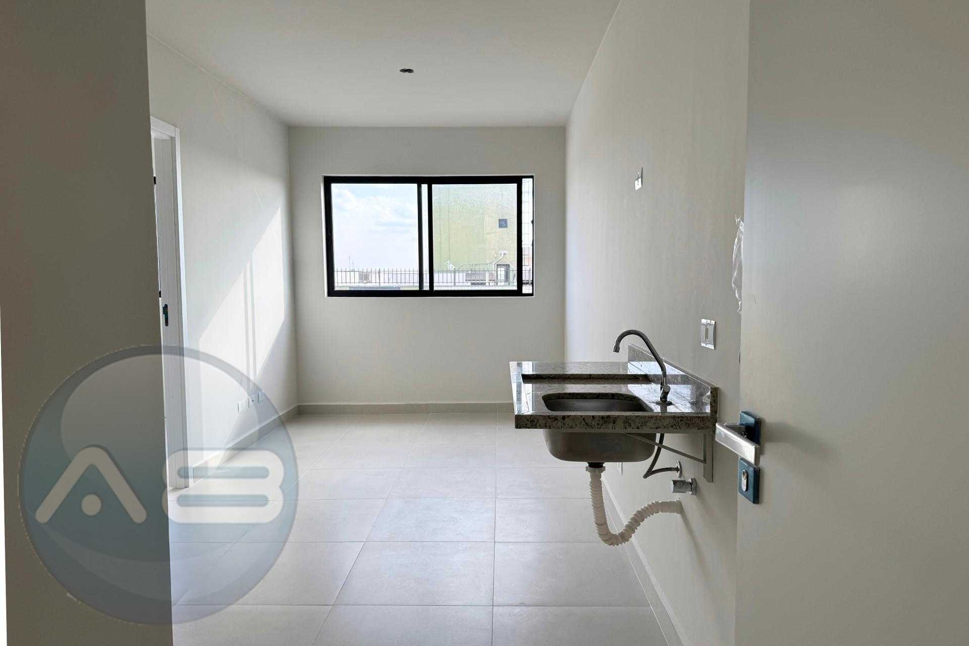 Apartamento PRONTO com 1 Quarto ? venda no Port?o em Curitiba