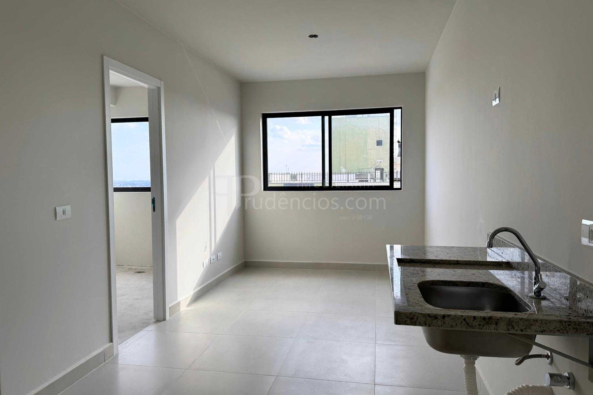 Apartamento PRONTO com 1 Quarto à venda no Portão em Curitiba