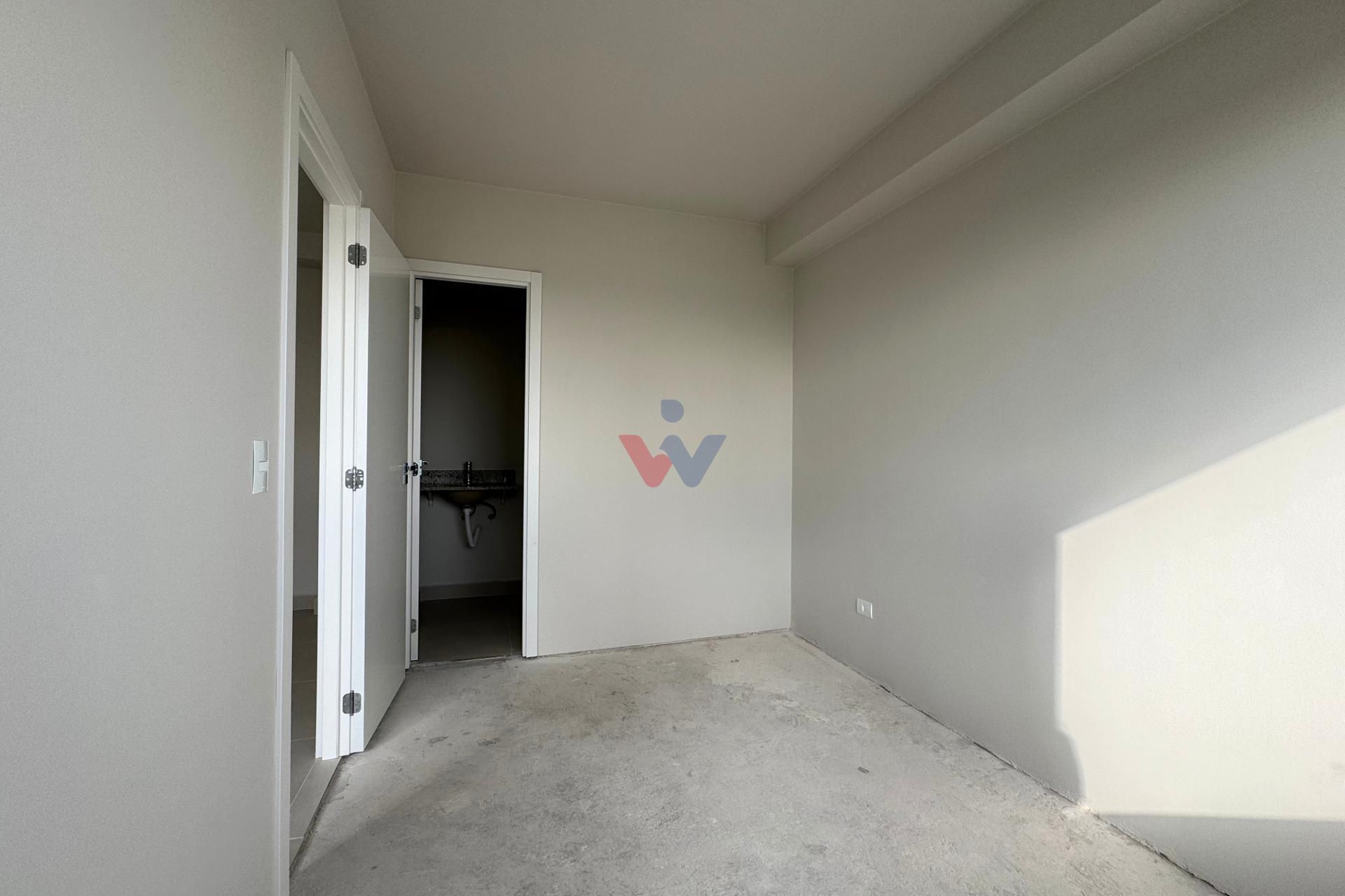 Apartamento PRONTO com 1 Quarto à venda no Portão em Curitiba