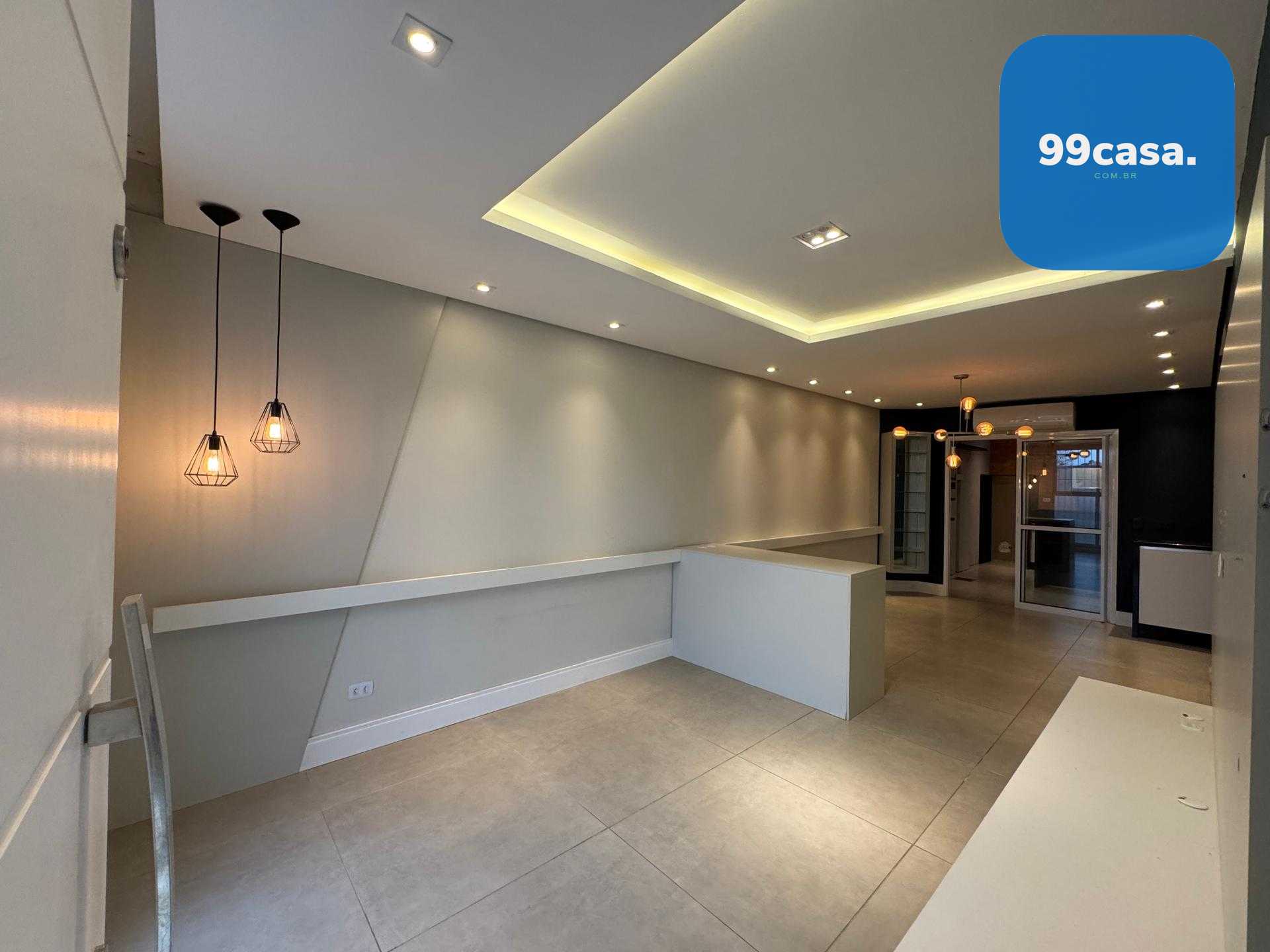 Sobrado em condomínio no Pilarzinho, Curitiba, 3 quartos e esp...