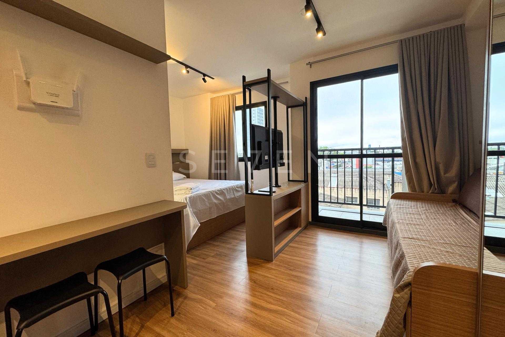 Apartamento Studio mobiliado e com sacada à venda no Centro - ...