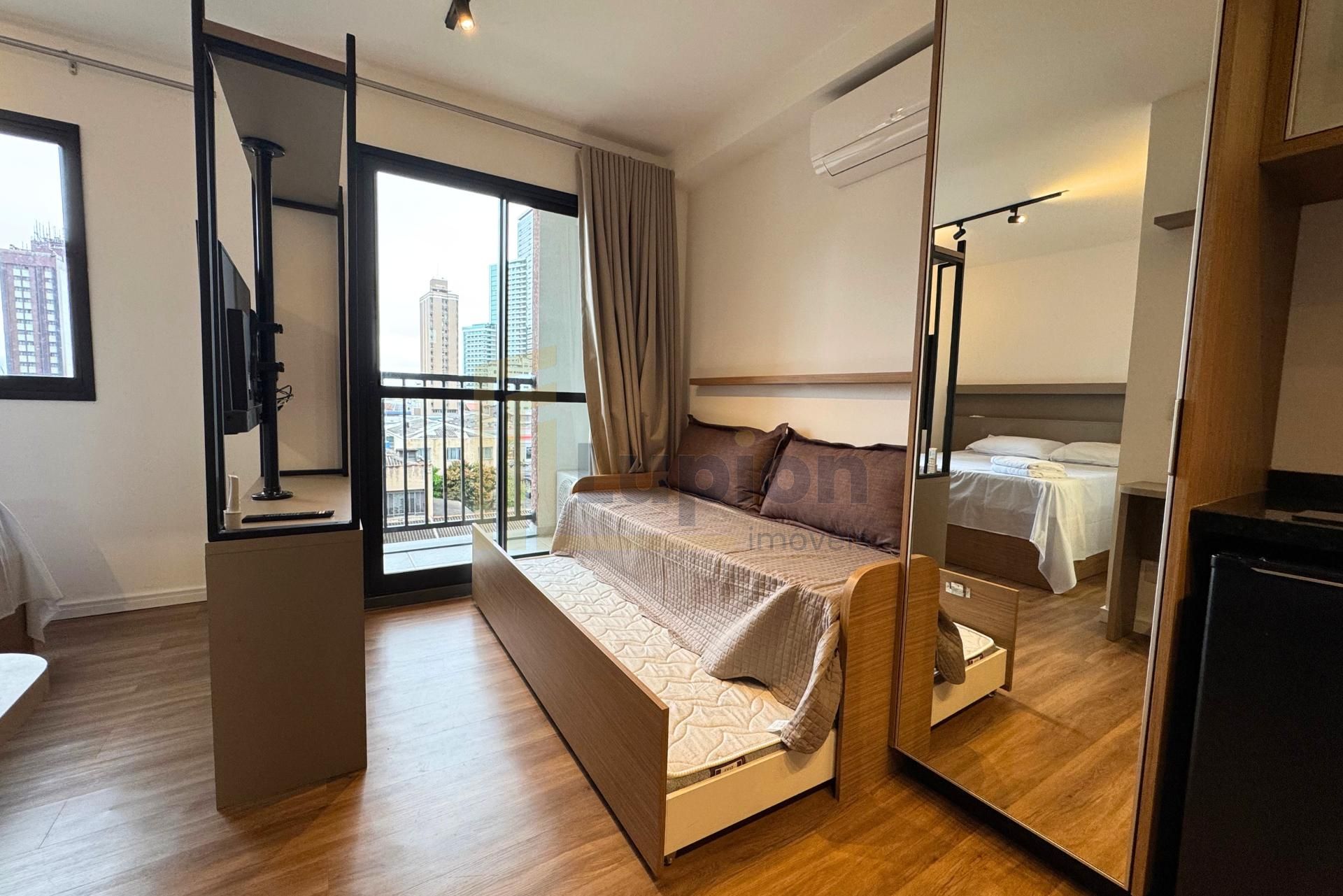 Apartamento Studio mobiliado e com sacada à venda no Centro - ...