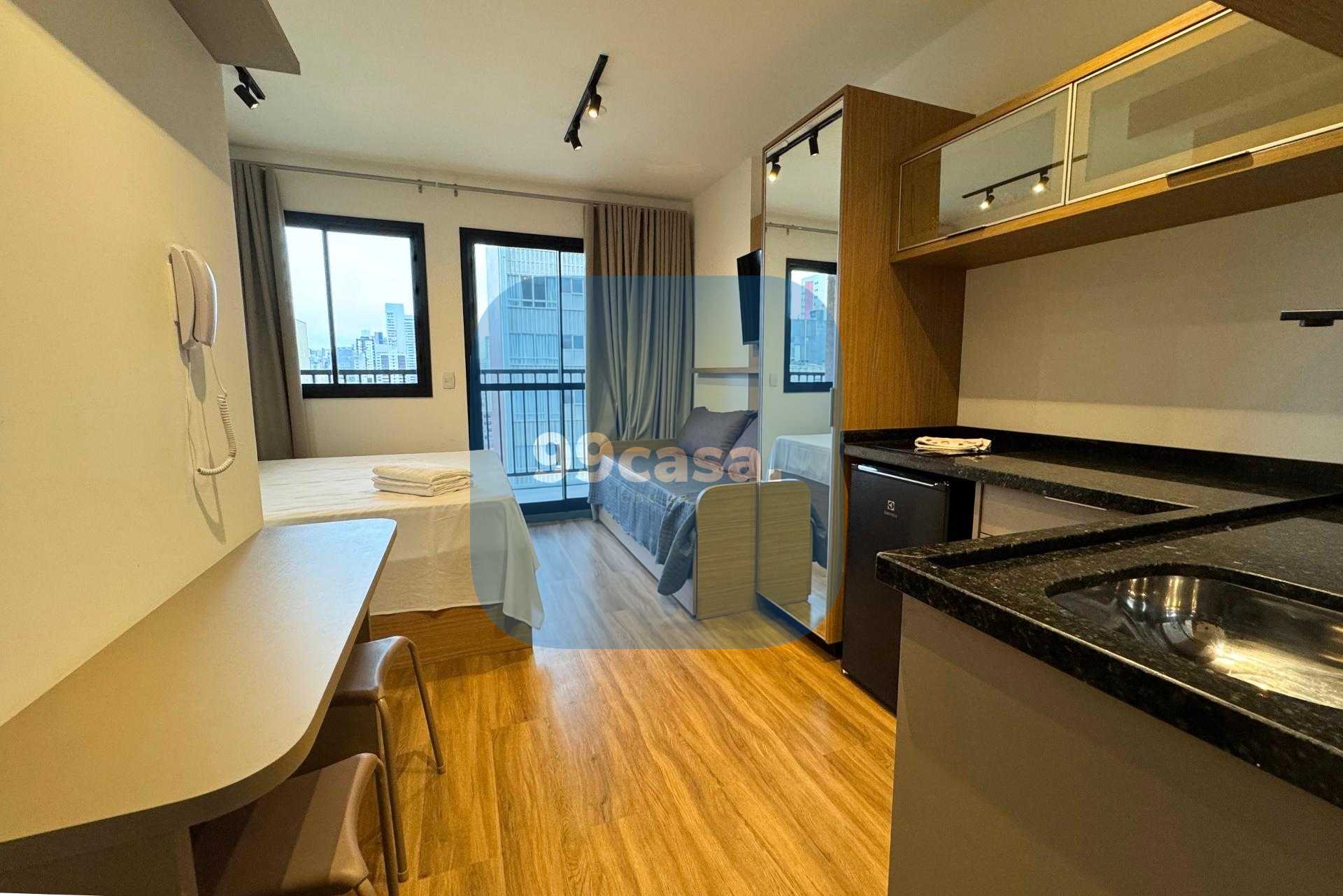 Apartamento Studio mobiliado e com sacada à venda no Centro - ...