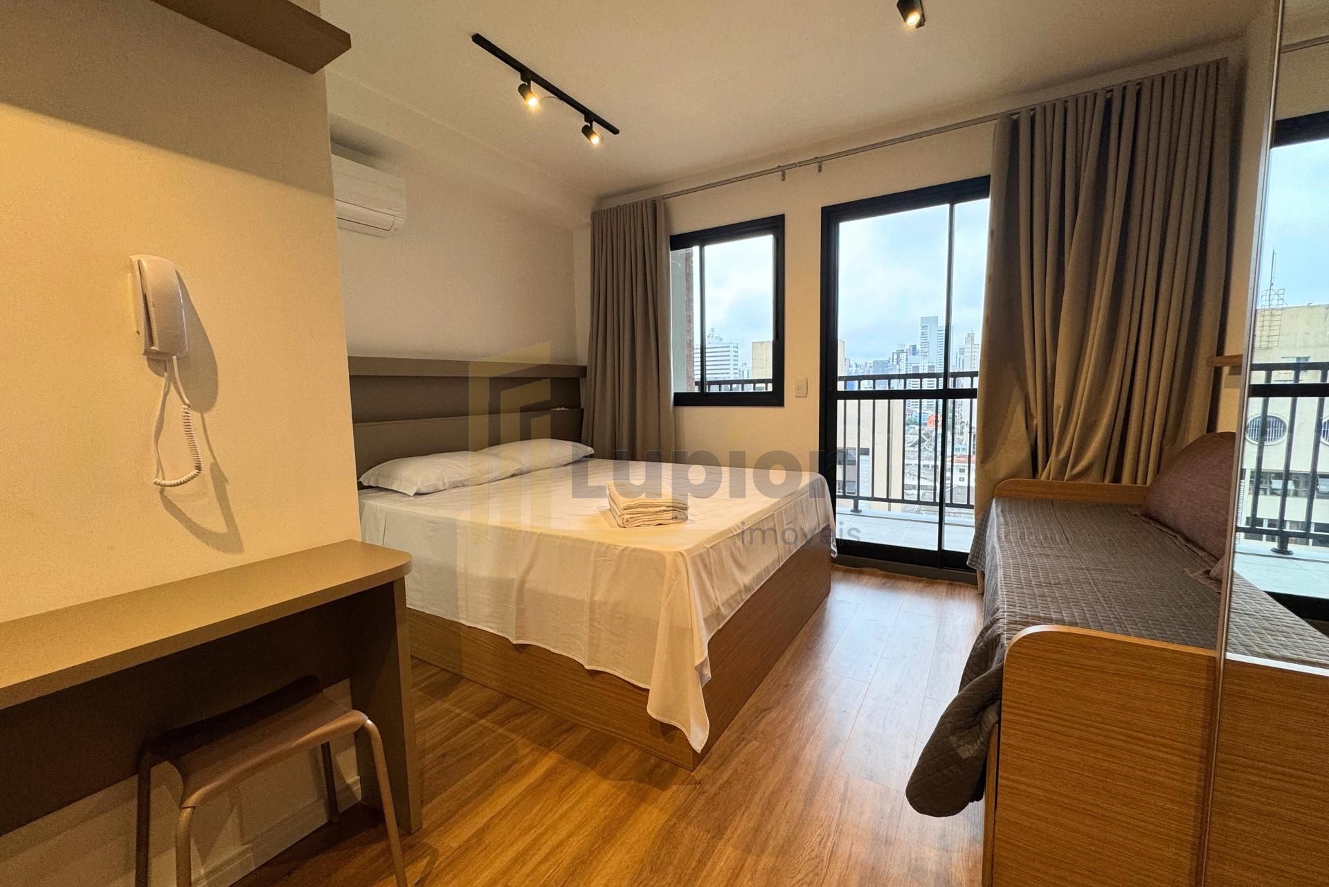 Apartamento Studio mobiliado e com sacada à venda no Centro - ...