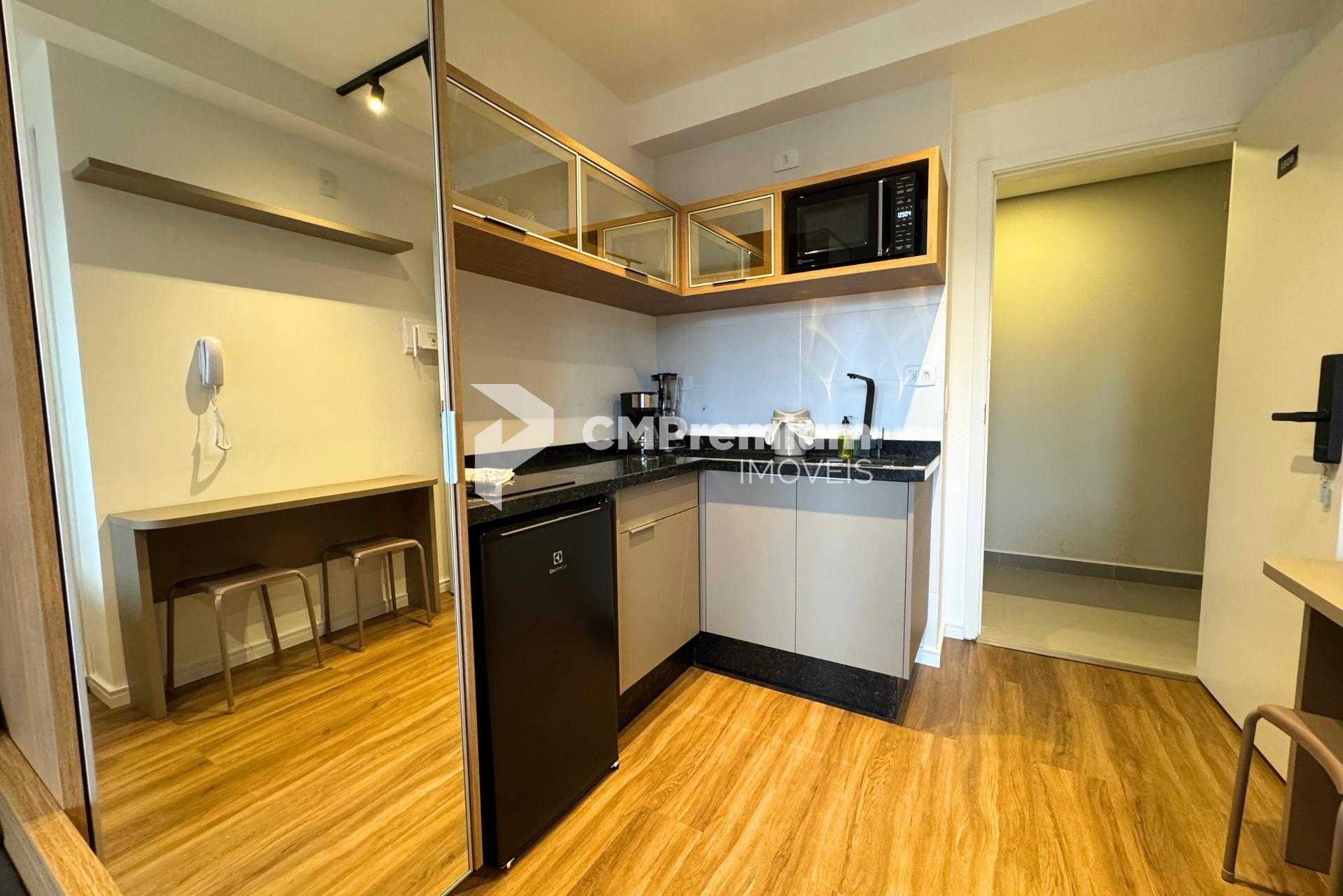 Apartamento Studio mobiliado e com sacada à venda no Centro - ...