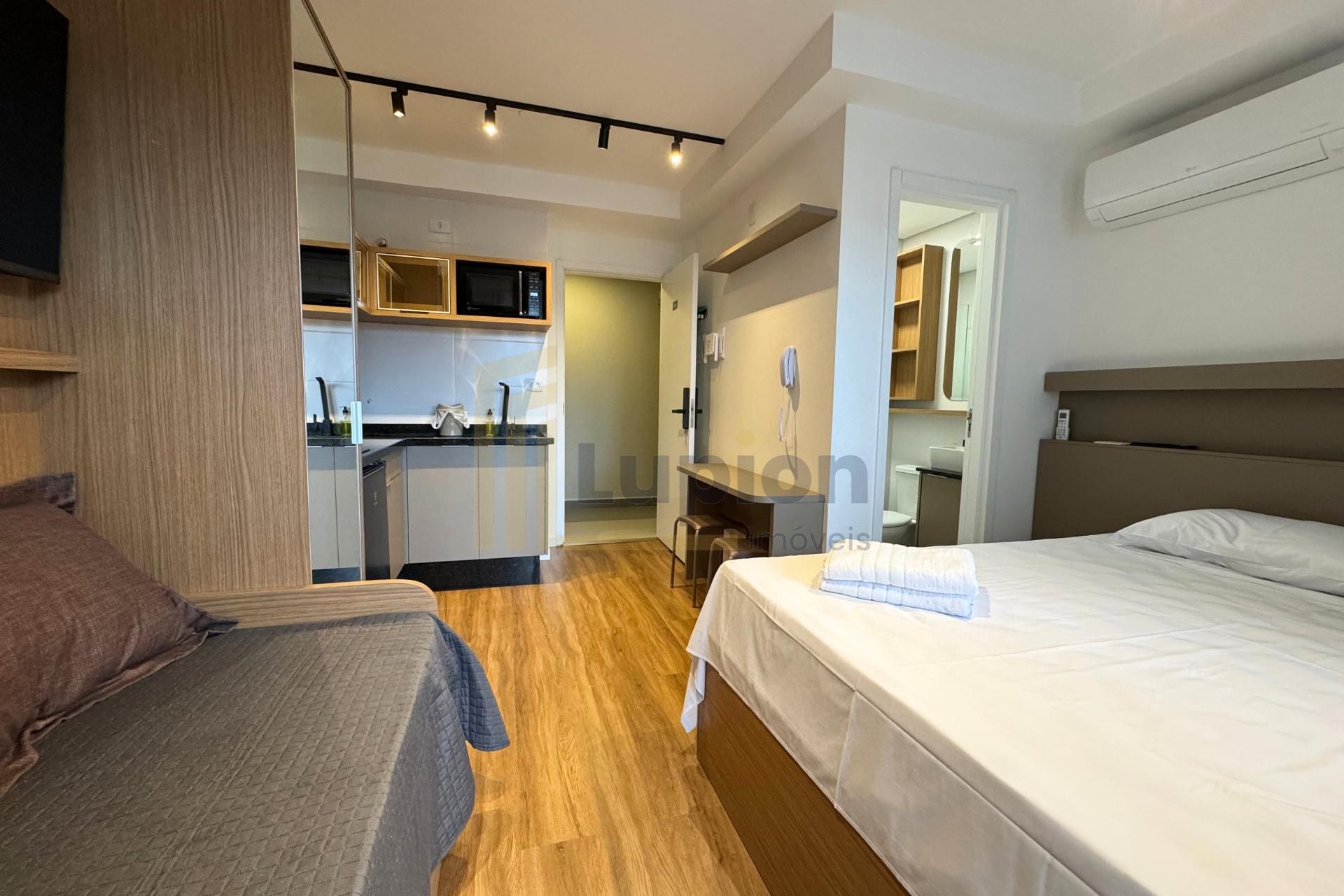 Apartamento Studio mobiliado e com sacada à venda no Centro - ...