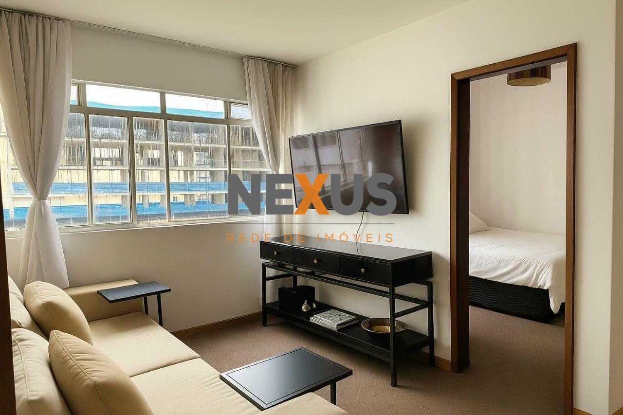 Apartamento ensolarado com vaga de garagem no Centro de Curitiba