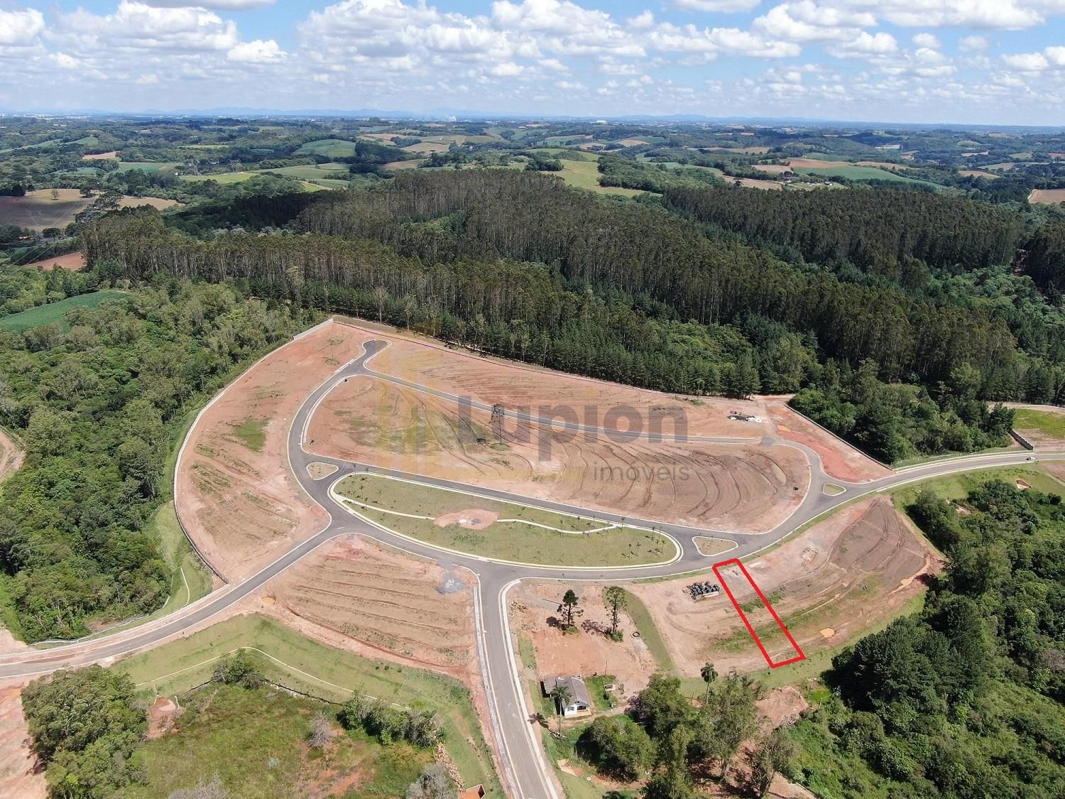 TERRENO à venda no Alphaville Paraná com mata de preservação ...