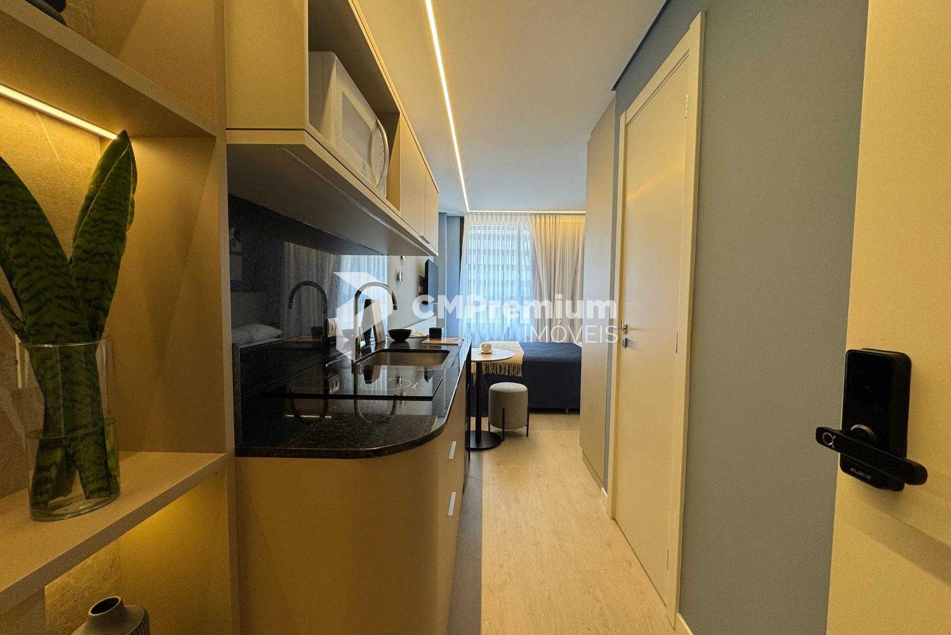 Apartamento Studio com 18m  Mobiliado no Batel | All Batel