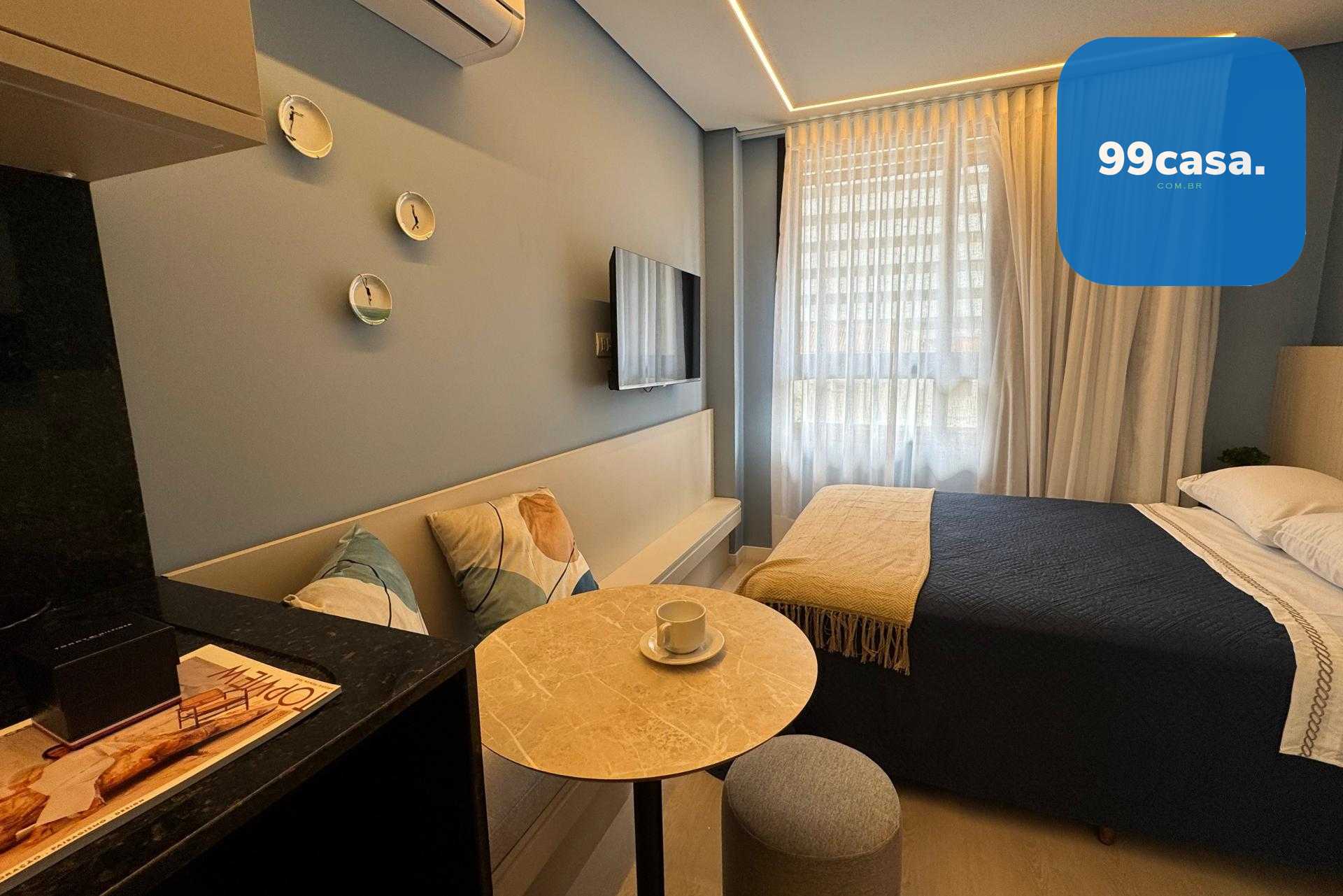 Apartamento Studio com 18m  Mobiliado no Batel | All Batel