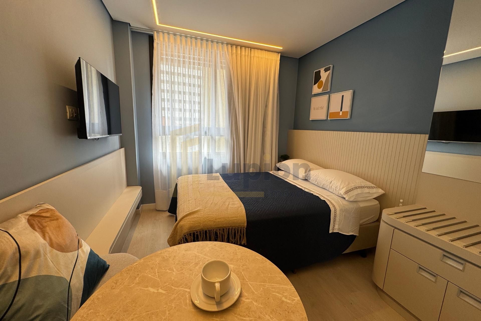 Apartamento Studio com 18m  Mobiliado no Batel | All Batel