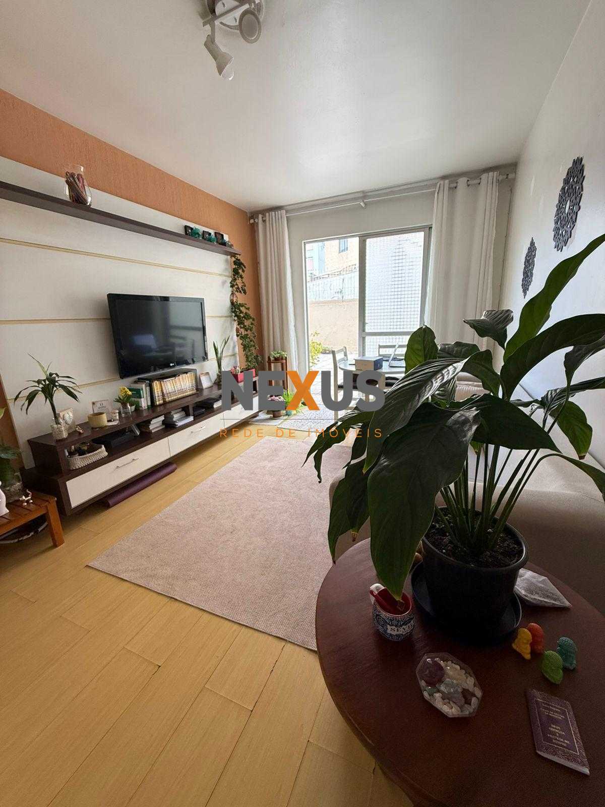 Garden com 2 quartos no Juvevê c  área externa privativa a 350...