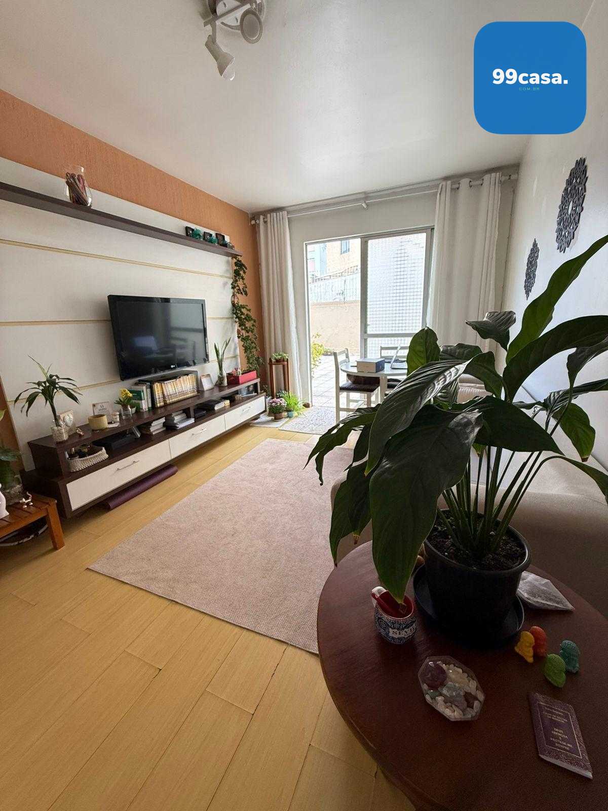 Garden com 2 quartos no Juvevê c  área externa privativa a 350...