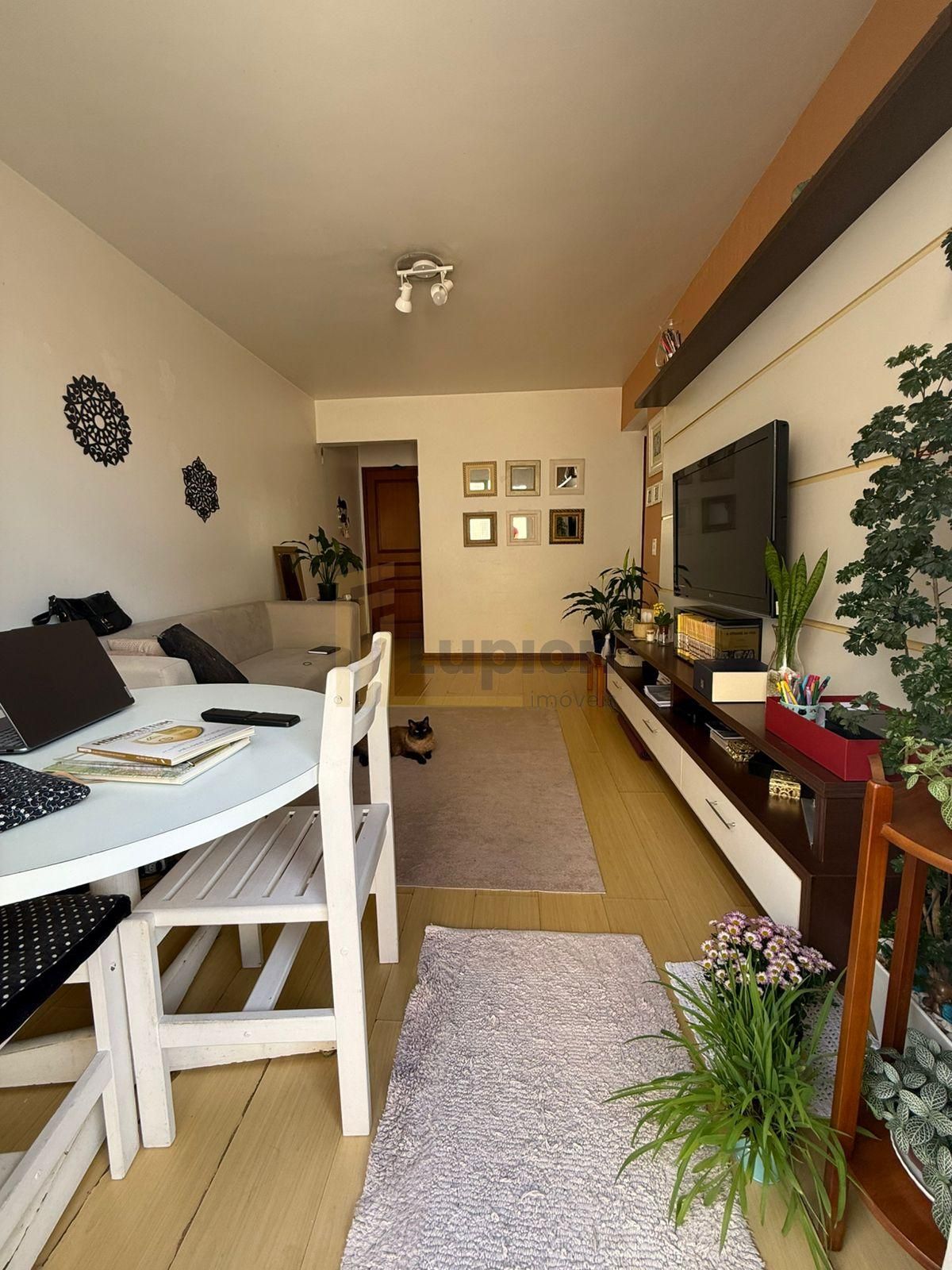 Garden com 2 quartos no Juvevê c  área externa privativa a 350...