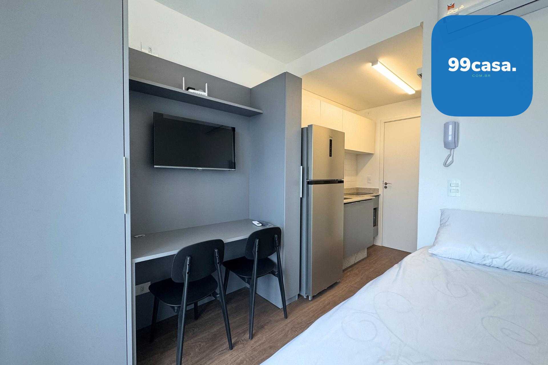 Apartamento Studio Mobiliado para Locação no Centro de Curitib...