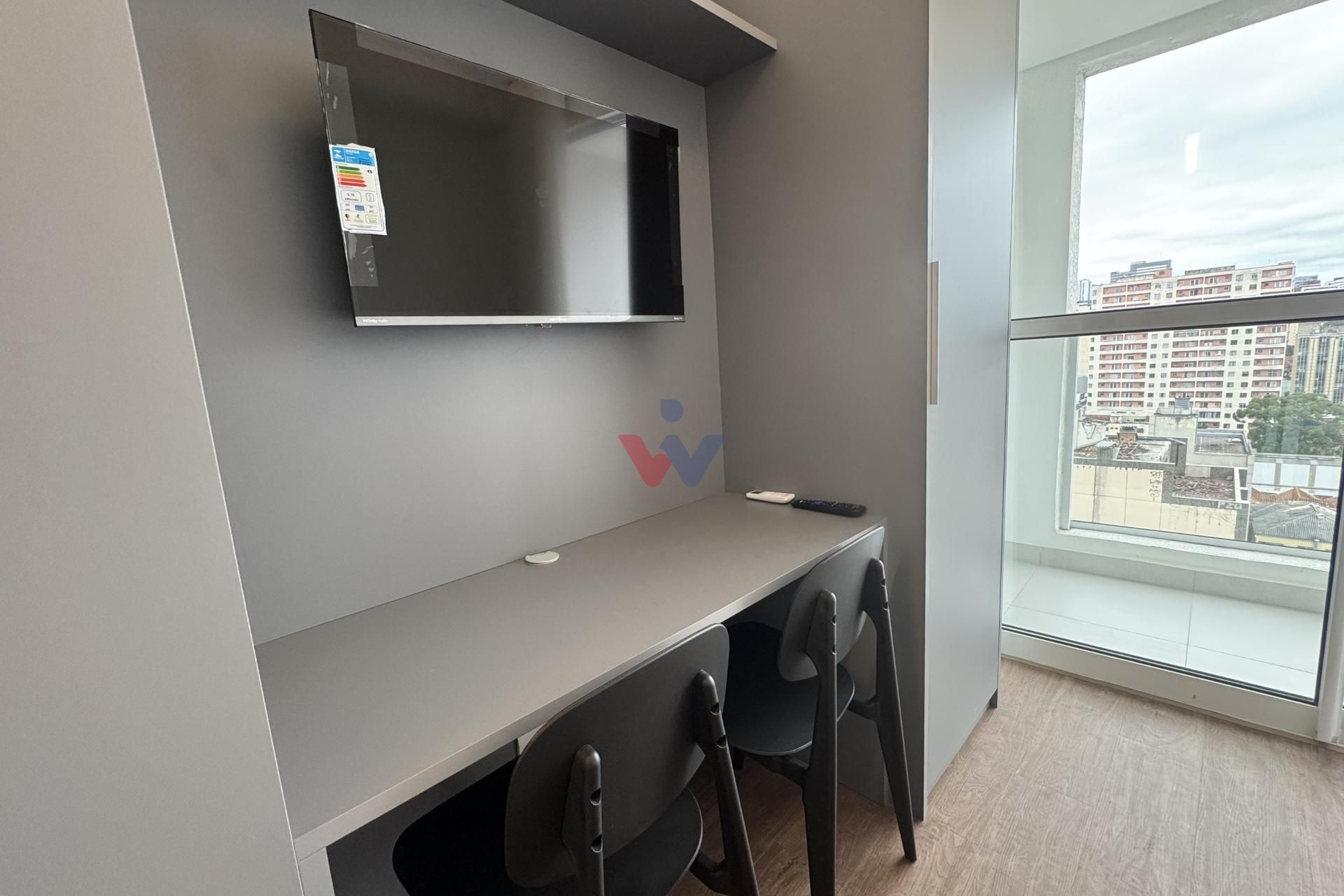 Apartamento Studio Mobiliado para Locação no Centro de Curitib...